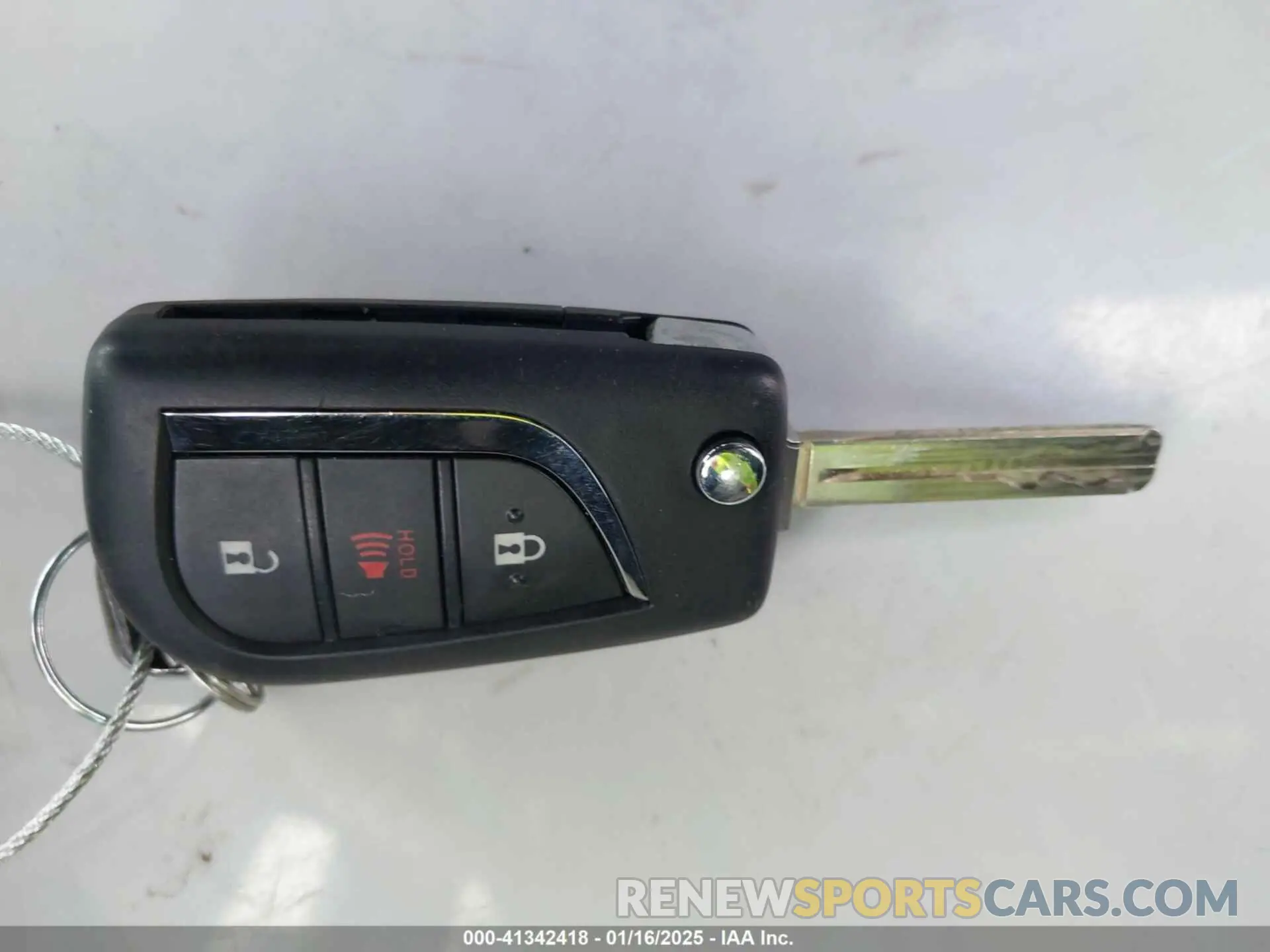 11 Photograph of a damaged car 4T3MWRFV0NU051931 TOYOTA RAV4 HYBRID 2022