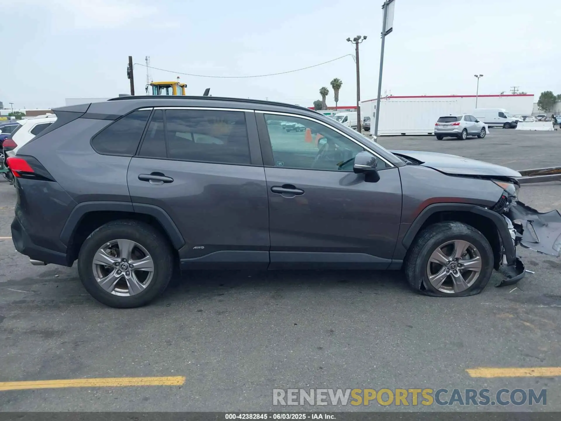 13 Photograph of a damaged car 4T3MWRFV2NU072571 TOYOTA RAV4 HYBRID 2022