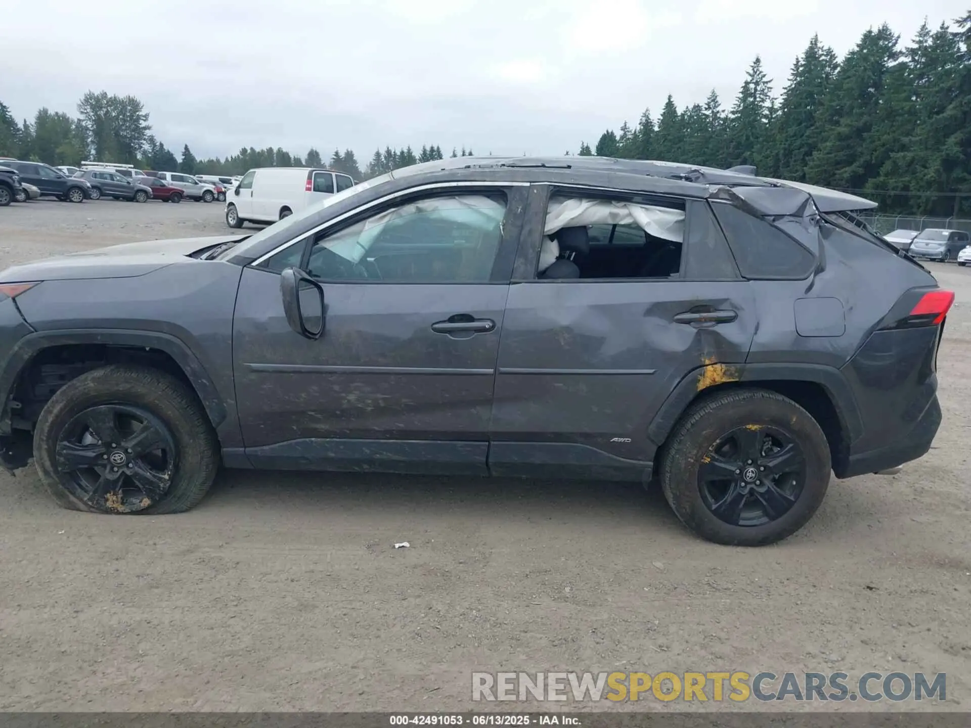 14 Photograph of a damaged car 4T3MWRFV7NU073909 TOYOTA RAV4 HYBRID 2022