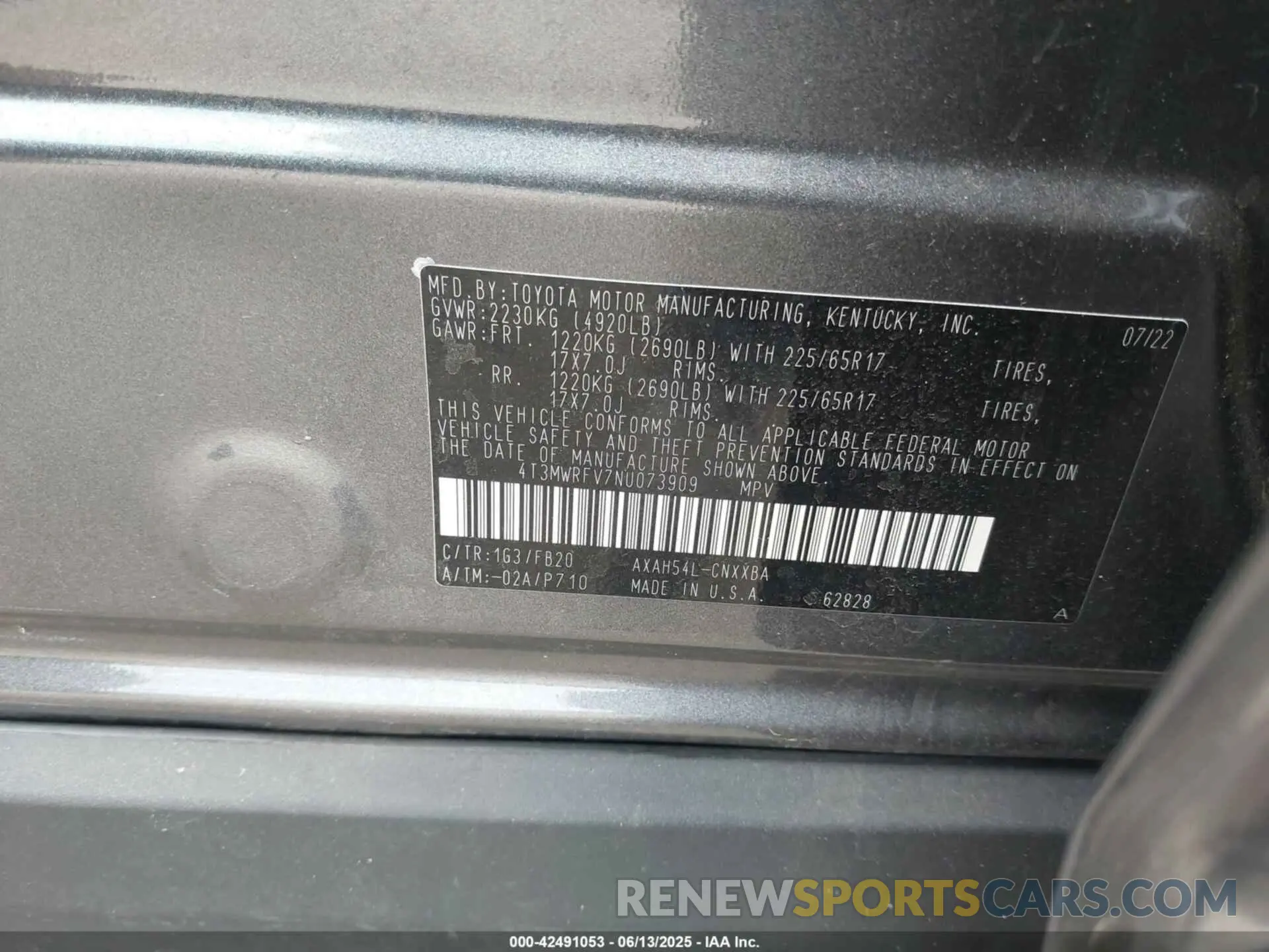 9 Photograph of a damaged car 4T3MWRFV7NU073909 TOYOTA RAV4 HYBRID 2022