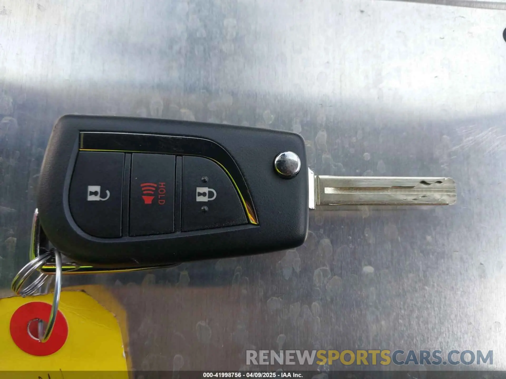 11 Photograph of a damaged car 4T3MWRFV9NU073555 TOYOTA RAV4 HYBRID 2022