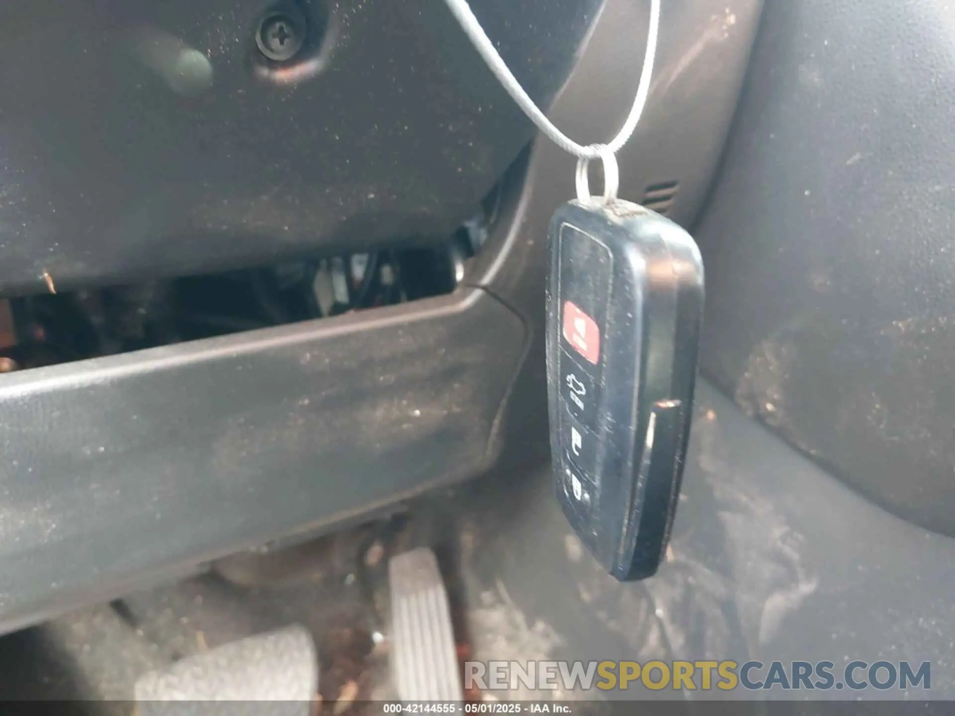 11 Photograph of a damaged car 4T3RWRFV0NU054821 TOYOTA RAV4 HYBRID 2022