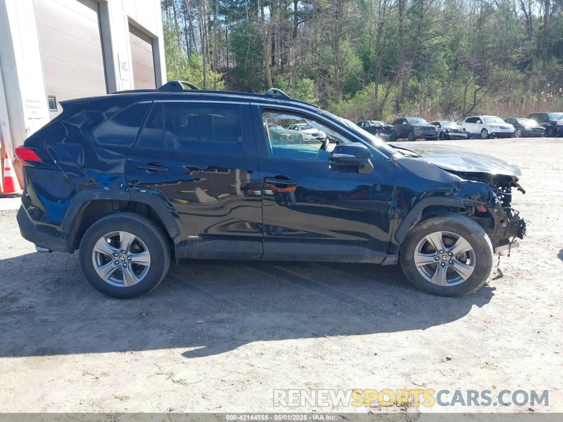 14 Photograph of a damaged car 4T3RWRFV0NU054821 TOYOTA RAV4 HYBRID 2022