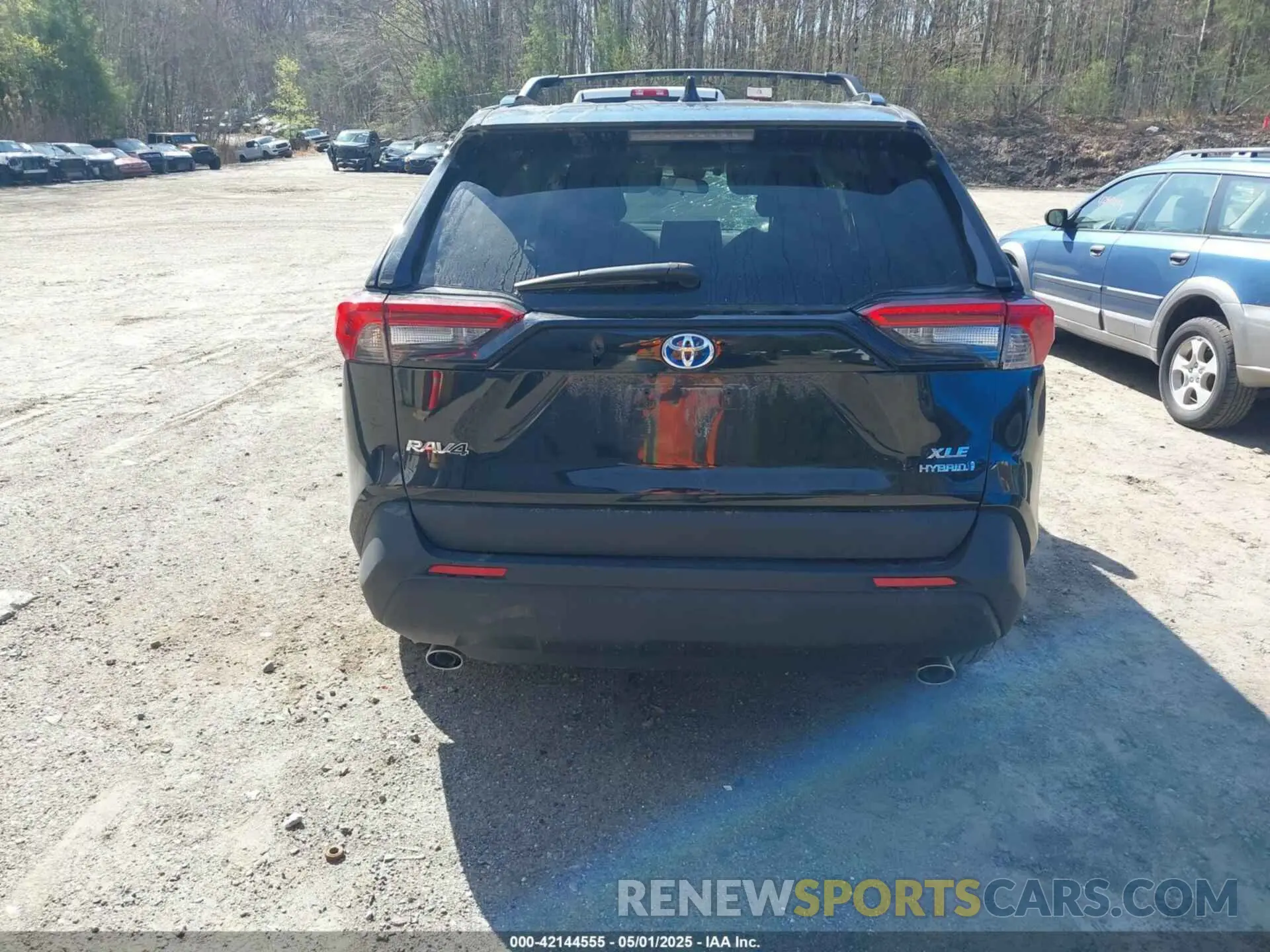17 Photograph of a damaged car 4T3RWRFV0NU054821 TOYOTA RAV4 HYBRID 2022