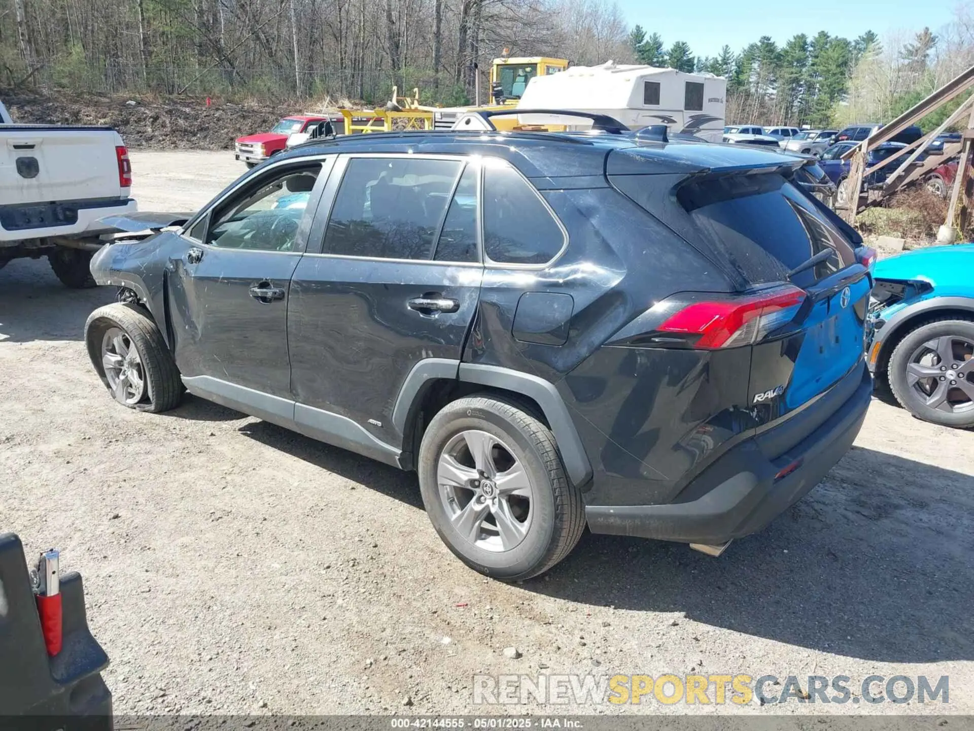 3 Photograph of a damaged car 4T3RWRFV0NU054821 TOYOTA RAV4 HYBRID 2022