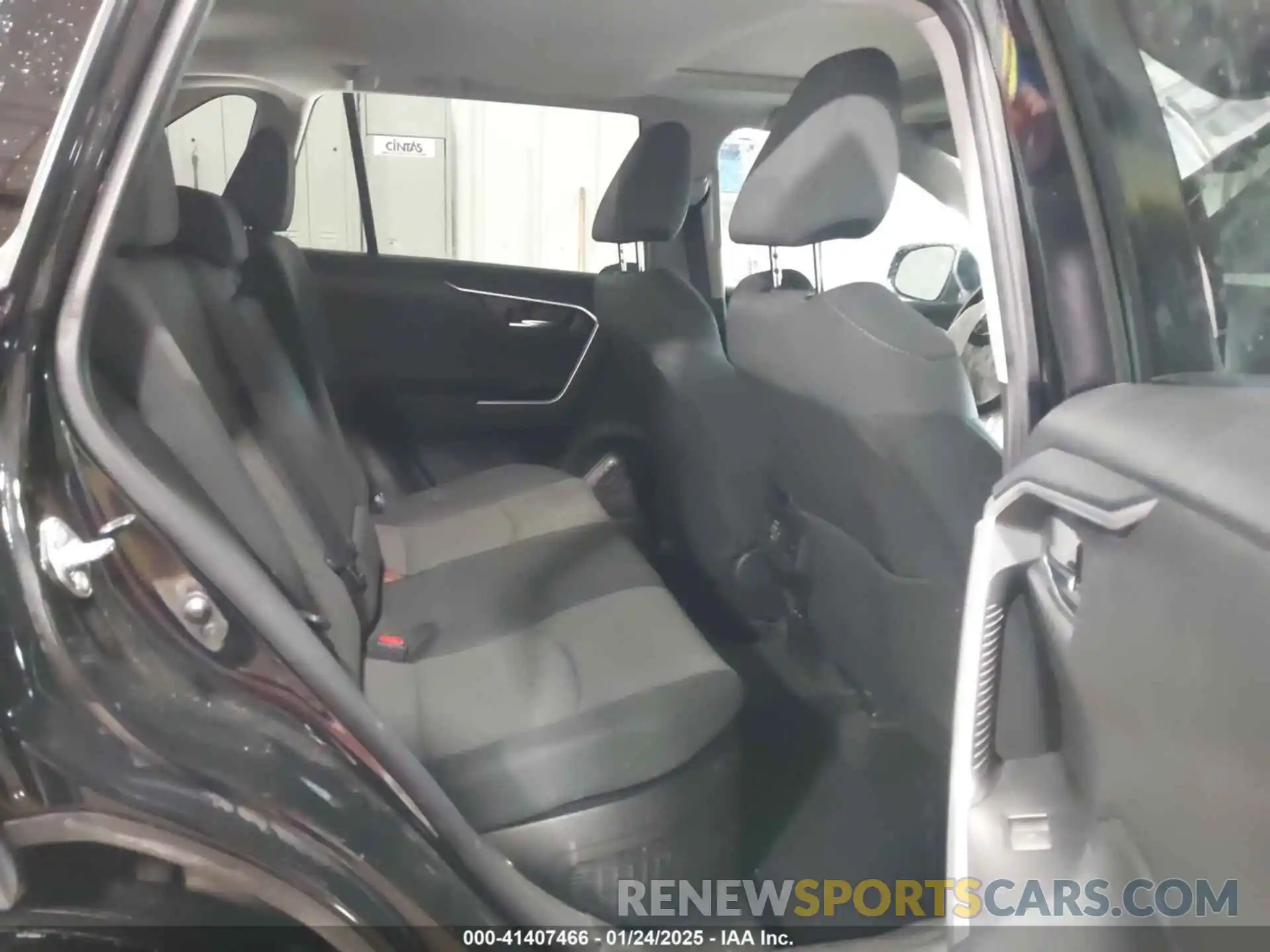 8 Photograph of a damaged car 4T3RWRFV0NU056648 TOYOTA RAV4 HYBRID 2022