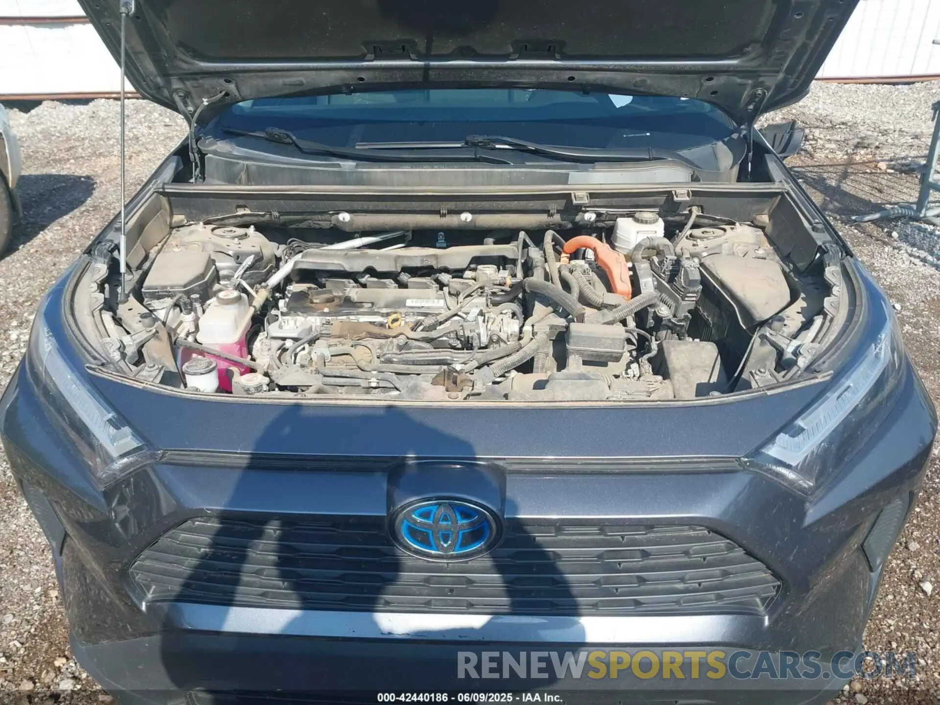 10 Photograph of a damaged car 4T3RWRFV2NU050687 TOYOTA RAV4 HYBRID 2022
