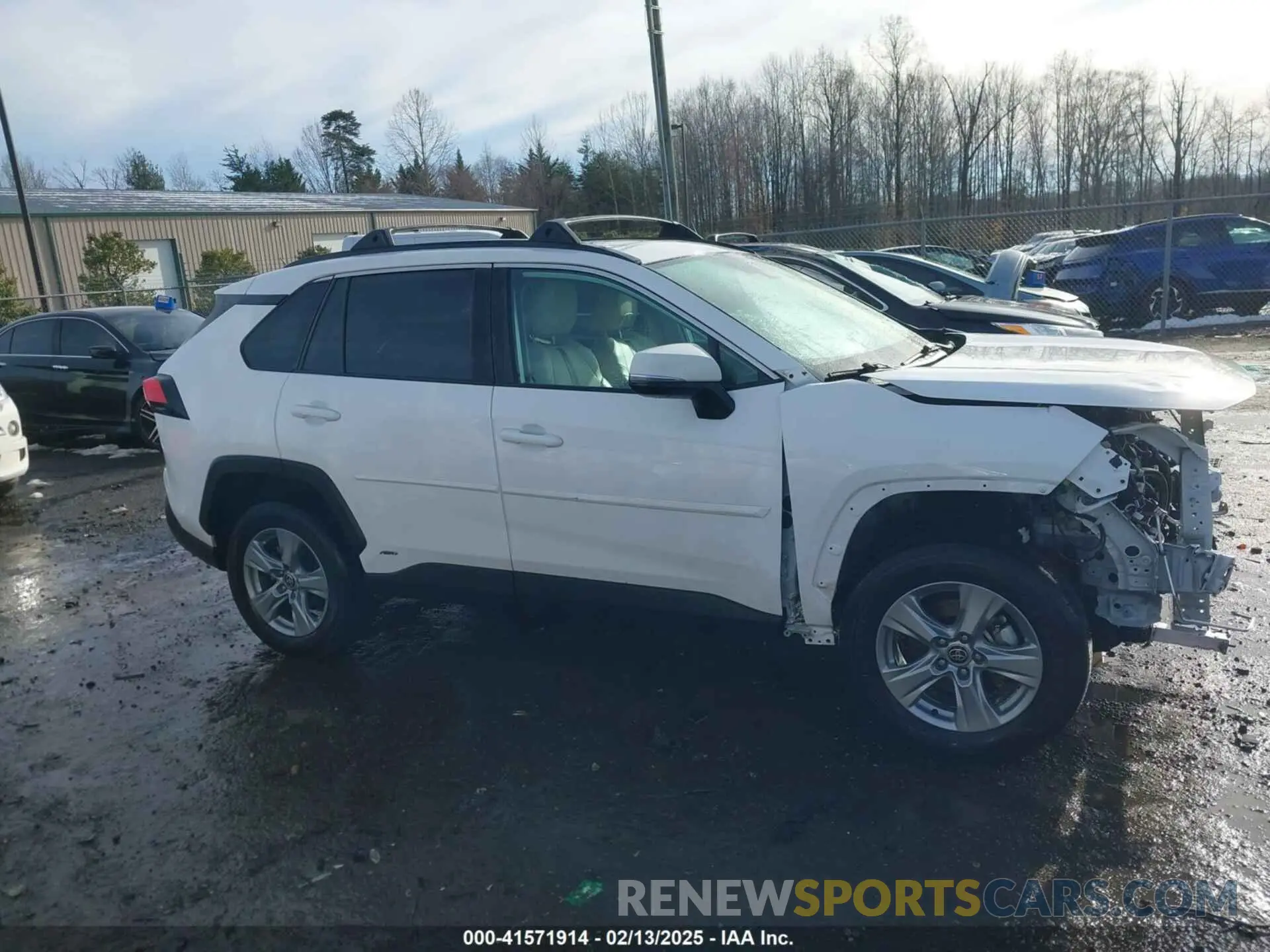 14 Photograph of a damaged car 4T3RWRFV3NU051850 TOYOTA RAV4 HYBRID 2022