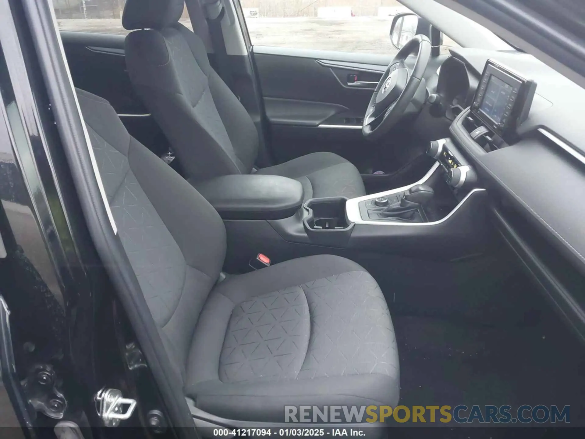 5 Photograph of a damaged car 4T3RWRFV3NU059351 TOYOTA RAV4 HYBRID 2022