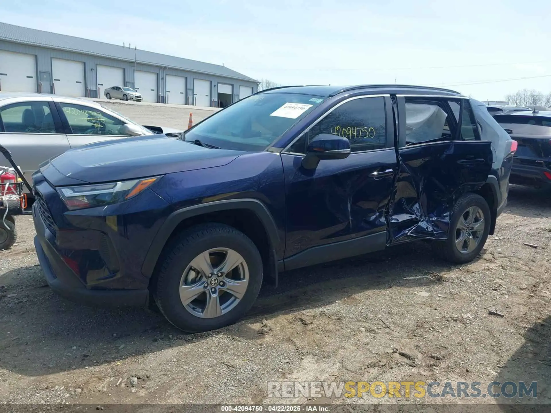 14 Photograph of a damaged car 4T3RWRFV3NU064582 TOYOTA RAV4 HYBRID 2022