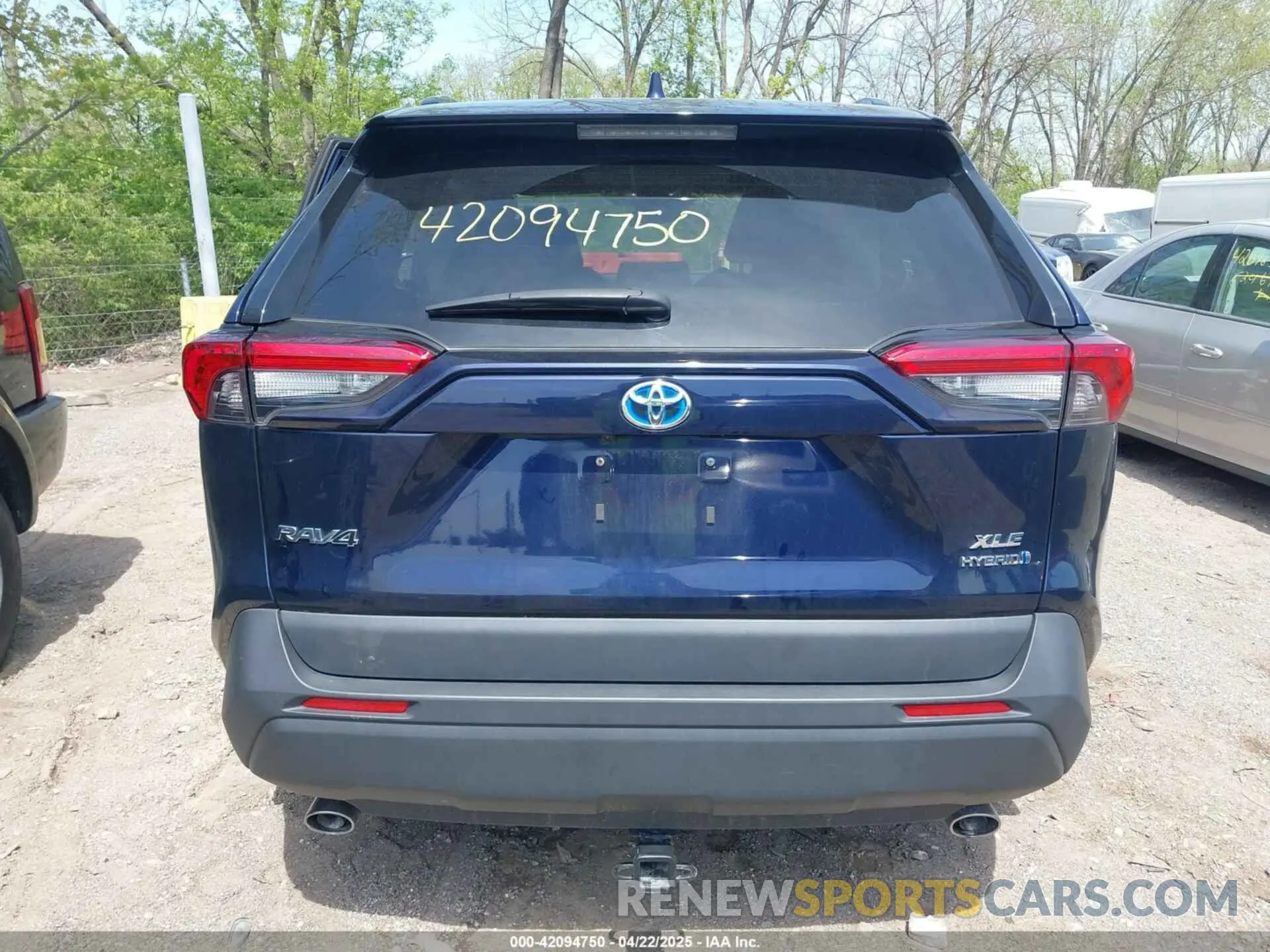 16 Photograph of a damaged car 4T3RWRFV3NU064582 TOYOTA RAV4 HYBRID 2022