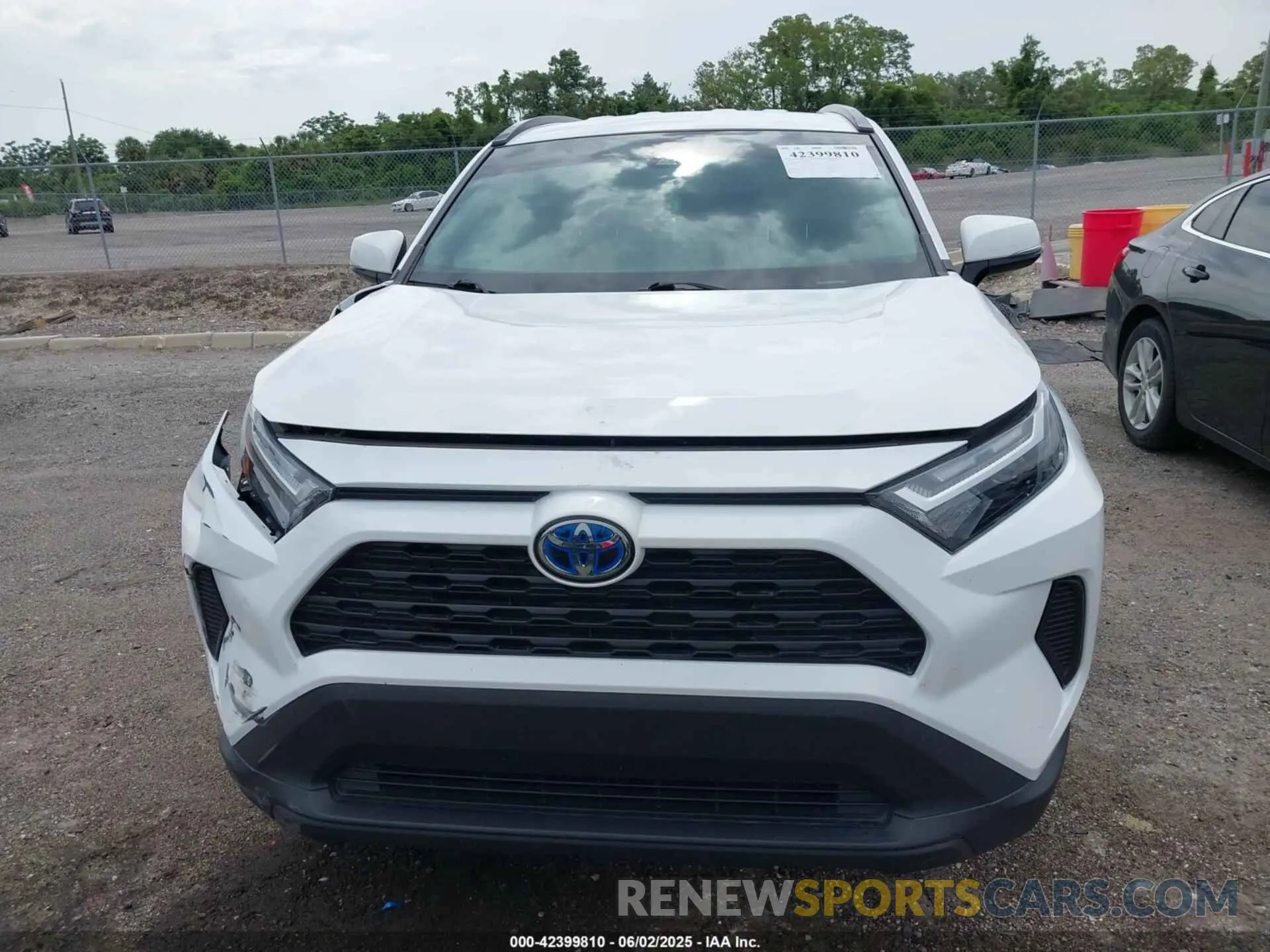 12 Photograph of a damaged car 4T3RWRFV4NU080211 TOYOTA RAV4 HYBRID 2022