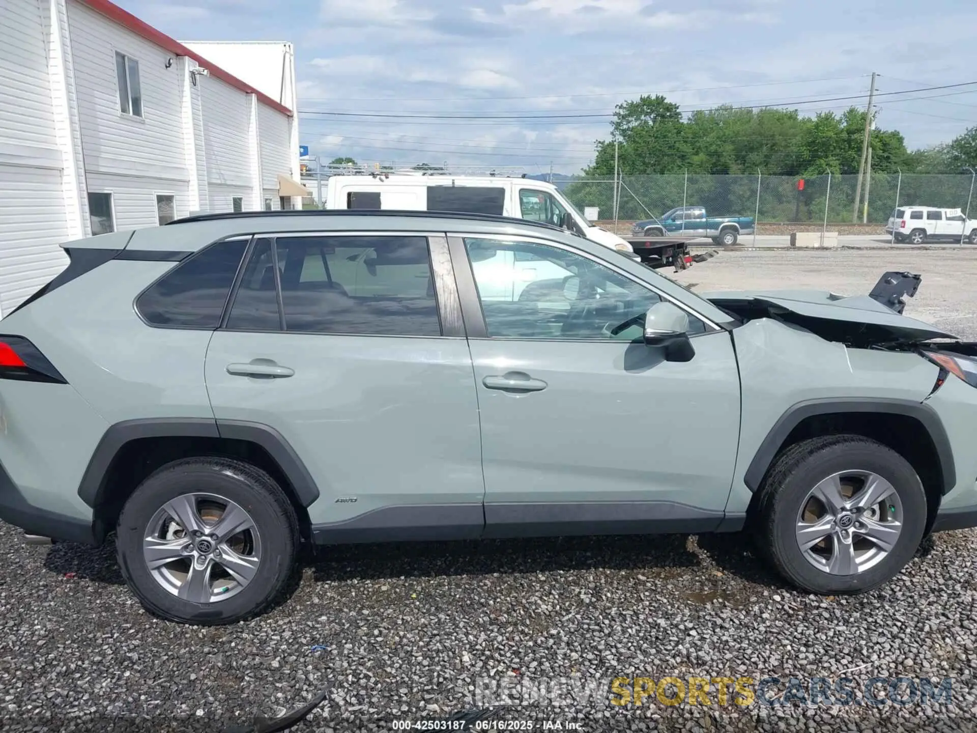 13 Photograph of a damaged car 4T3RWRFV5NU051932 TOYOTA RAV4 HYBRID 2022