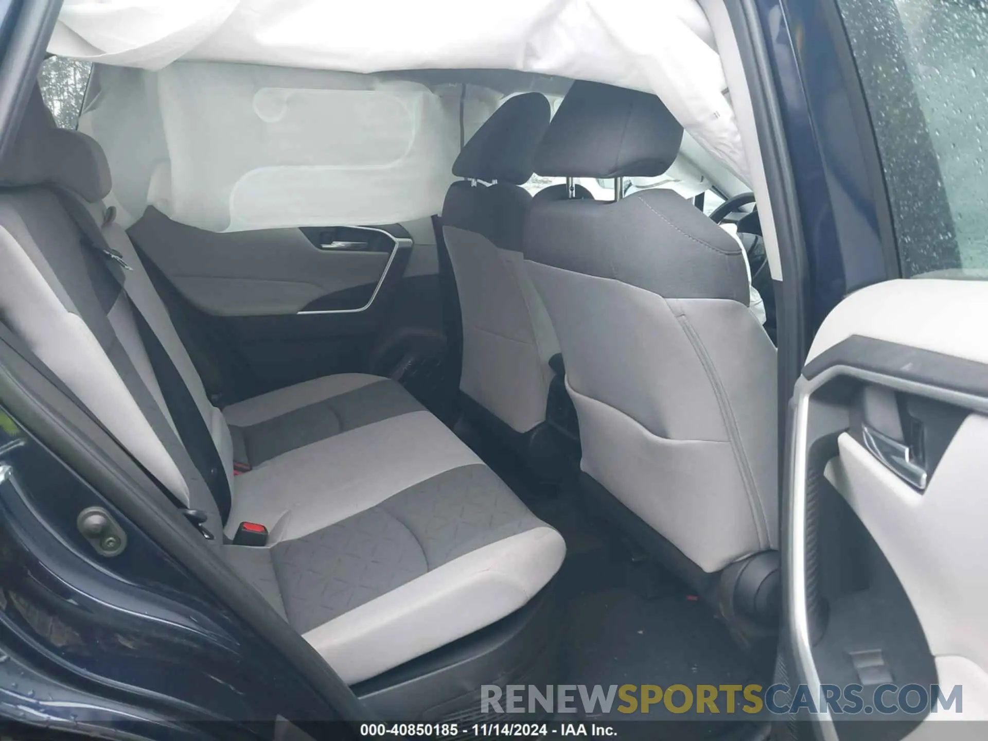 8 Photograph of a damaged car 4T3RWRFV5NU060078 TOYOTA RAV4 HYBRID 2022