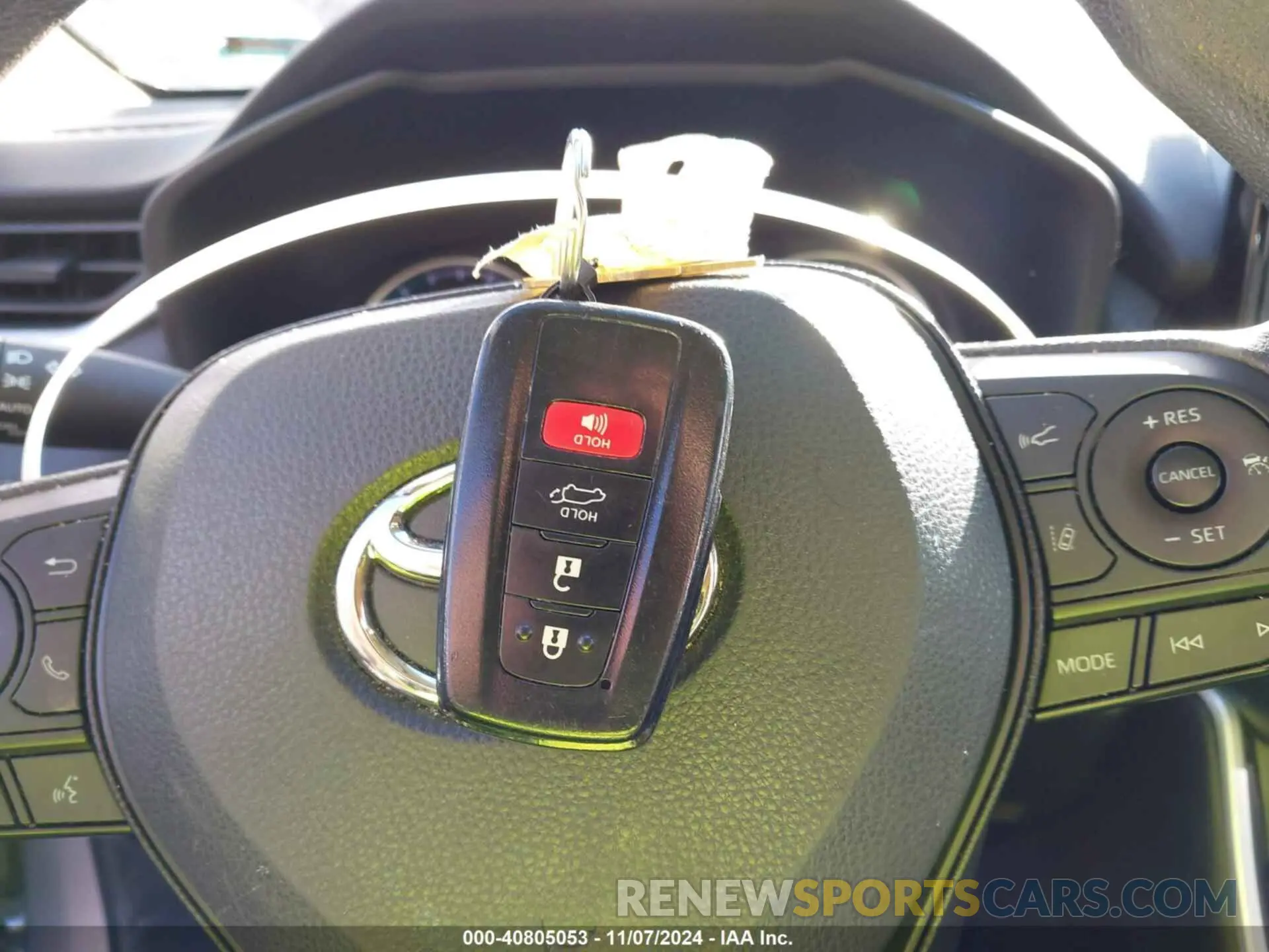 11 Photograph of a damaged car 4T3RWRFV5NU075034 TOYOTA RAV4 HYBRID 2022