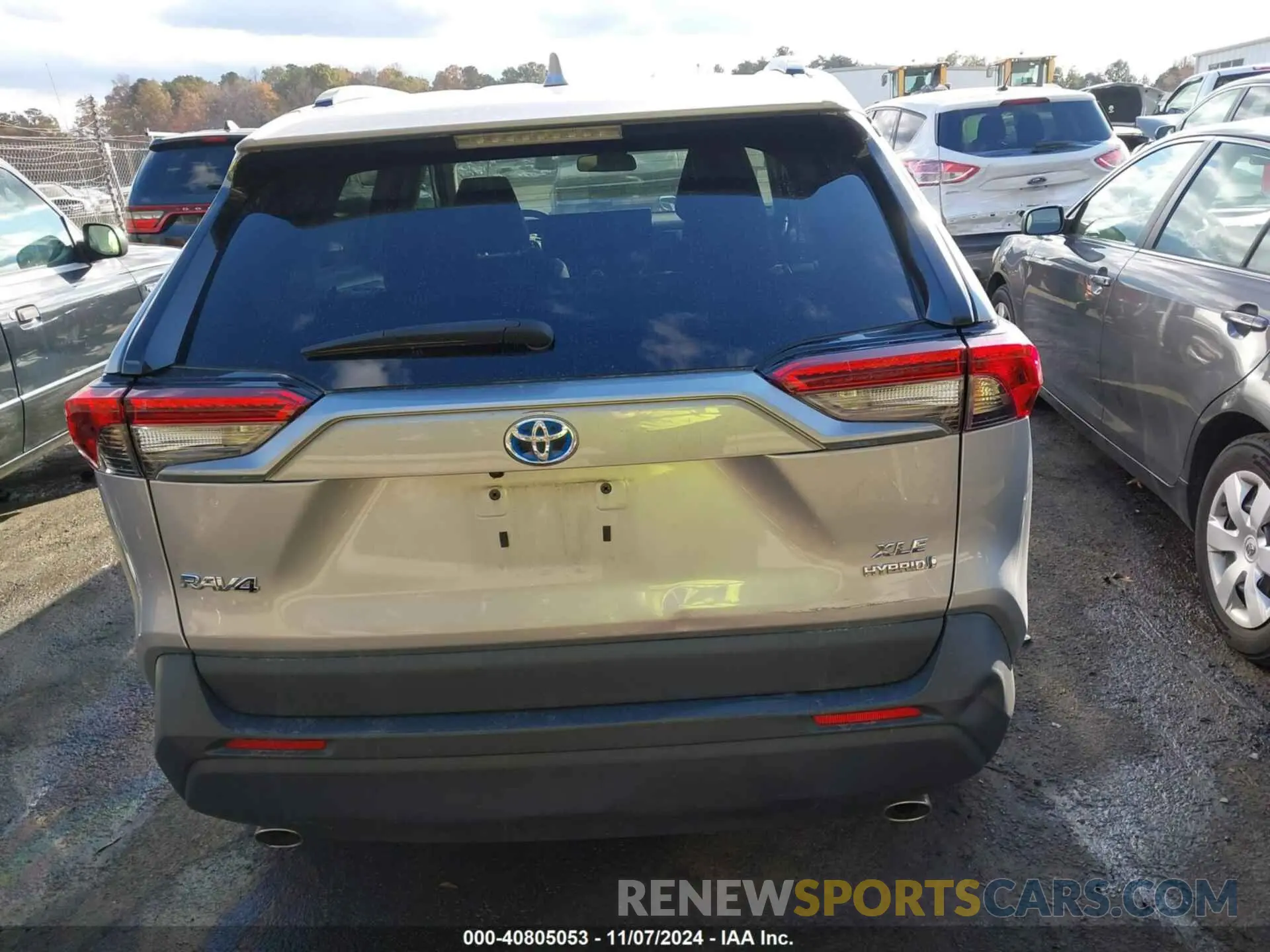 17 Photograph of a damaged car 4T3RWRFV5NU075034 TOYOTA RAV4 HYBRID 2022