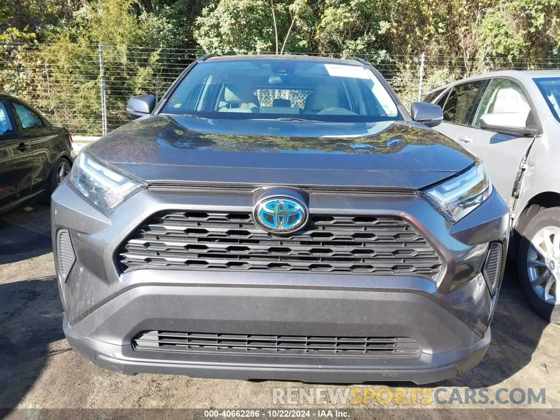 13 Photograph of a damaged car 4T3RWRFV6NU050160 TOYOTA RAV4 HYBRID 2022