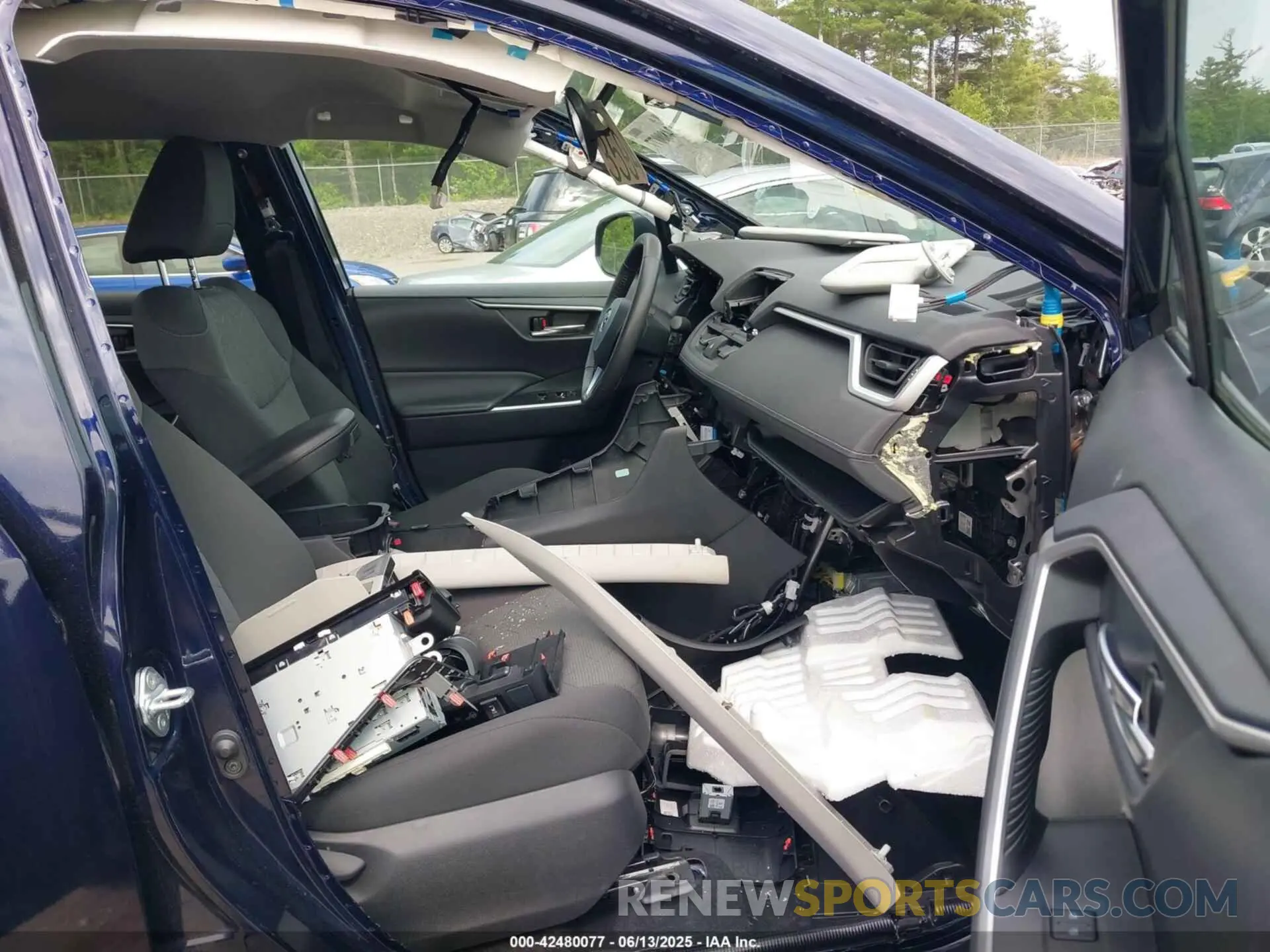 5 Photograph of a damaged car 4T3RWRFV7NU057201 TOYOTA RAV4 HYBRID 2022