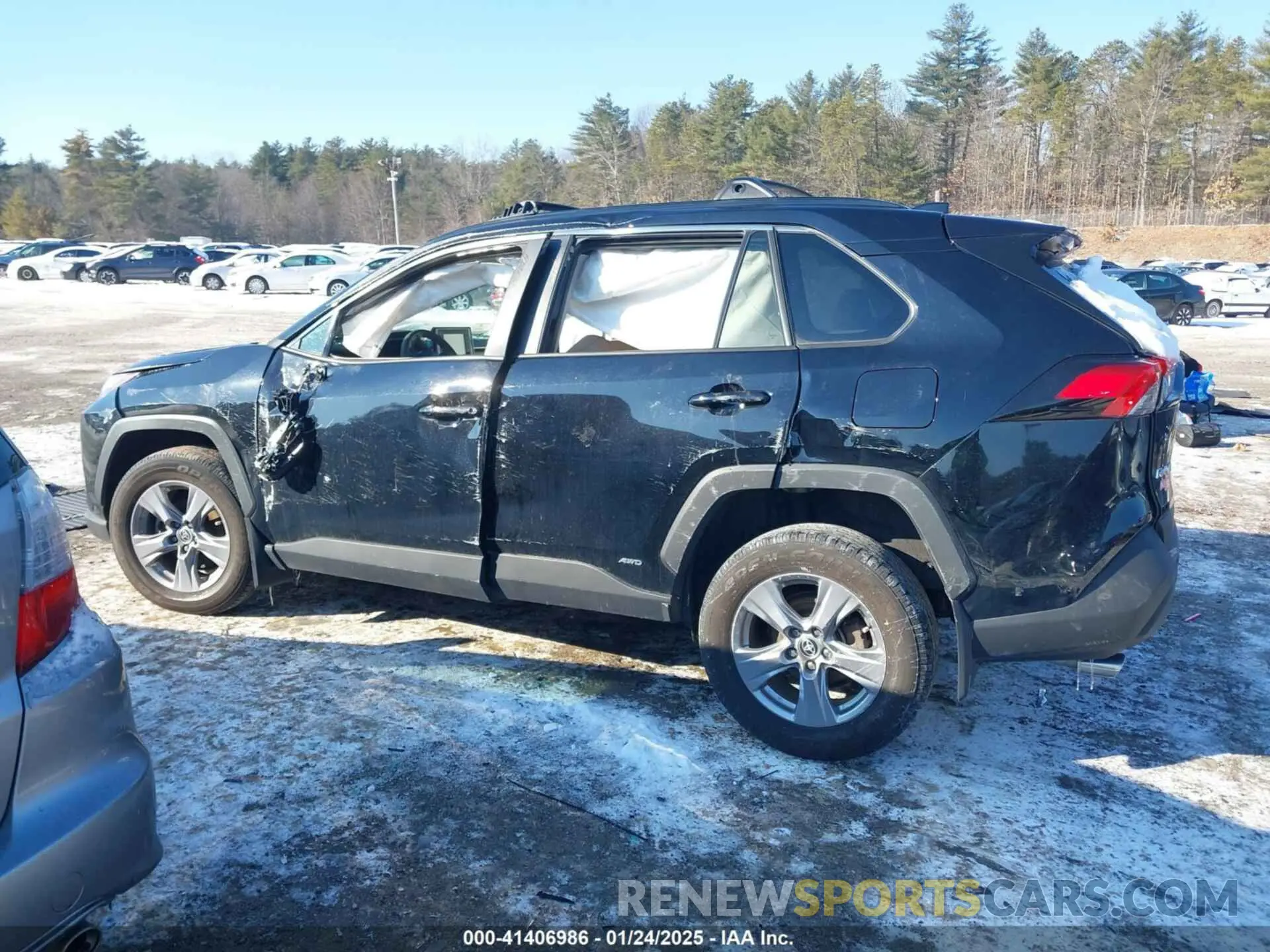 14 Photograph of a damaged car 4T3RWRFV7NU072863 TOYOTA RAV4 HYBRID 2022