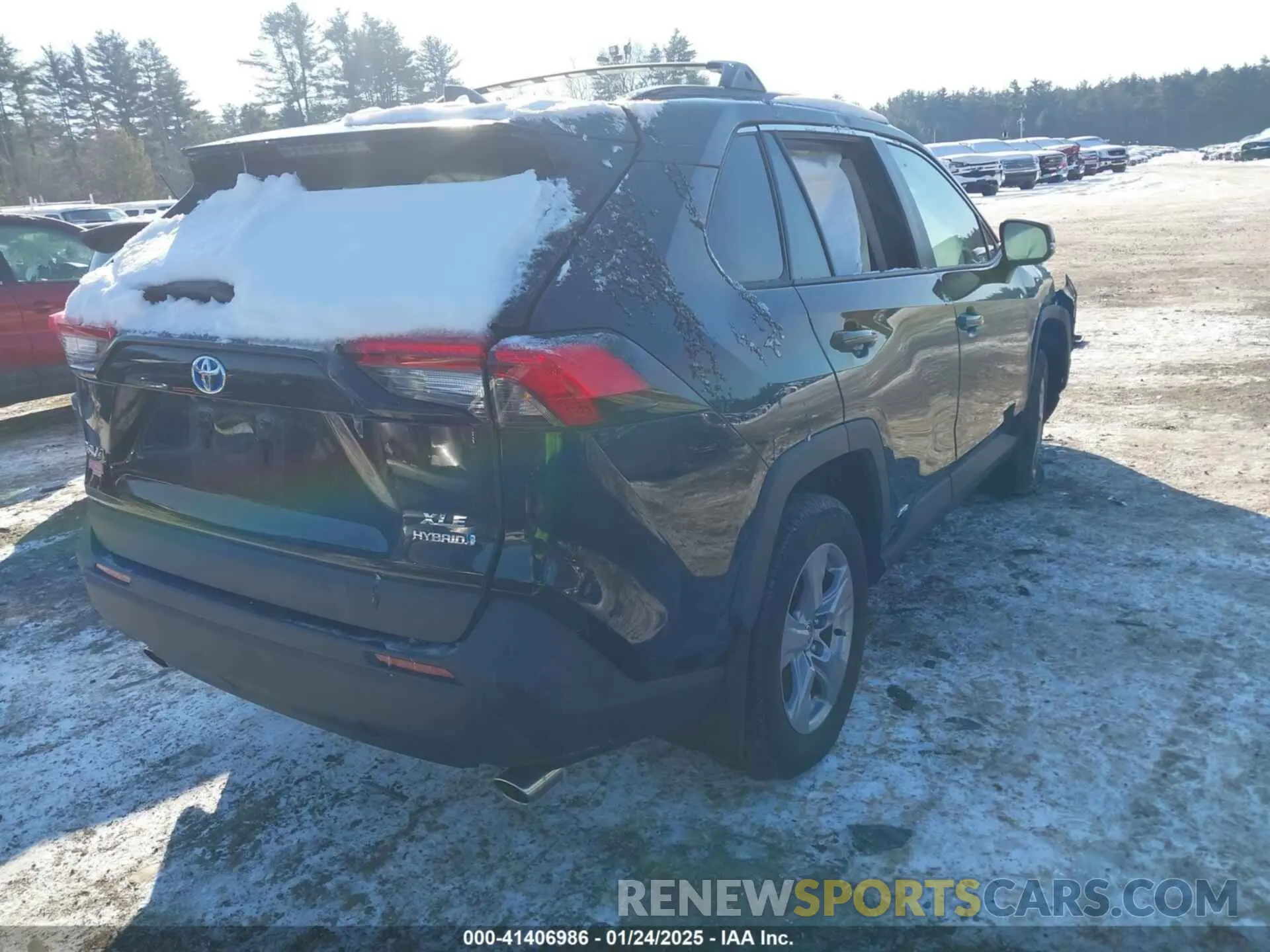 4 Photograph of a damaged car 4T3RWRFV7NU072863 TOYOTA RAV4 HYBRID 2022