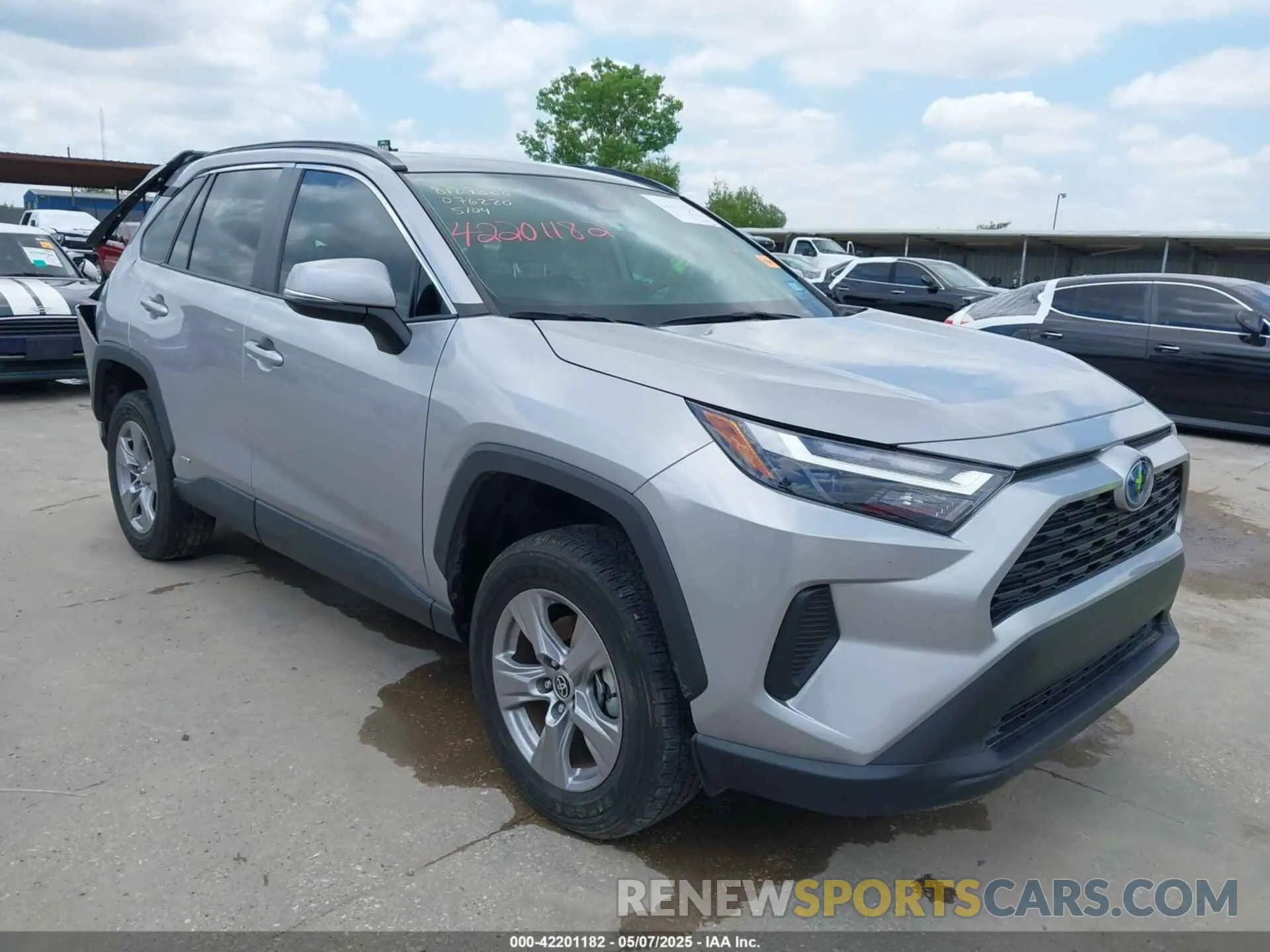 1 Photograph of a damaged car 4T3RWRFV7NU076220 TOYOTA RAV4 HYBRID 2022