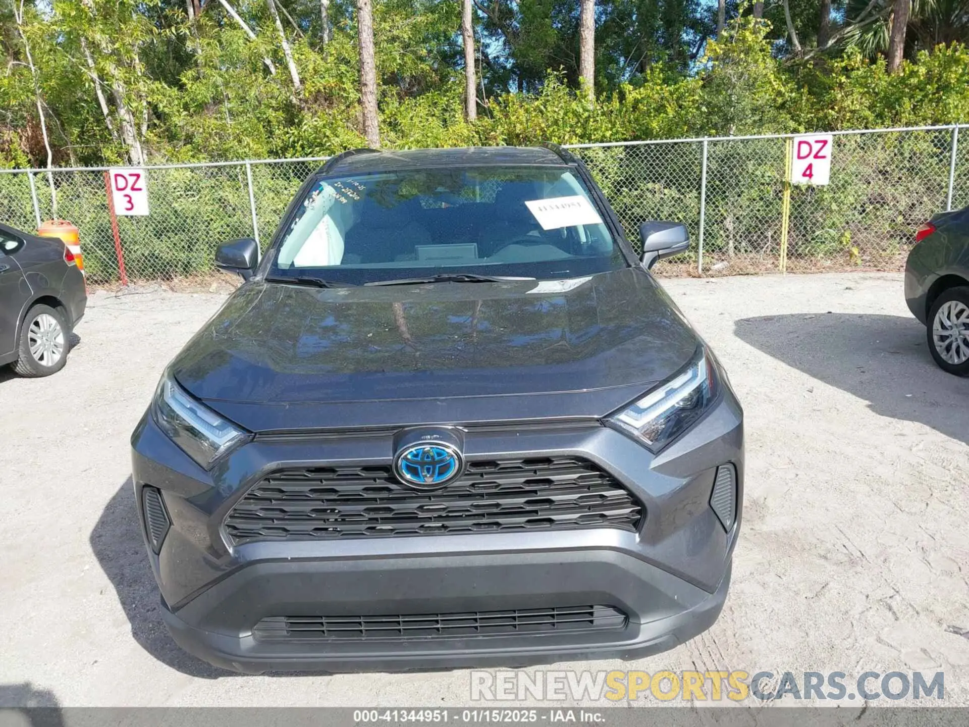 12 Photograph of a damaged car 4T3RWRFV8NU062309 TOYOTA RAV4 HYBRID 2022