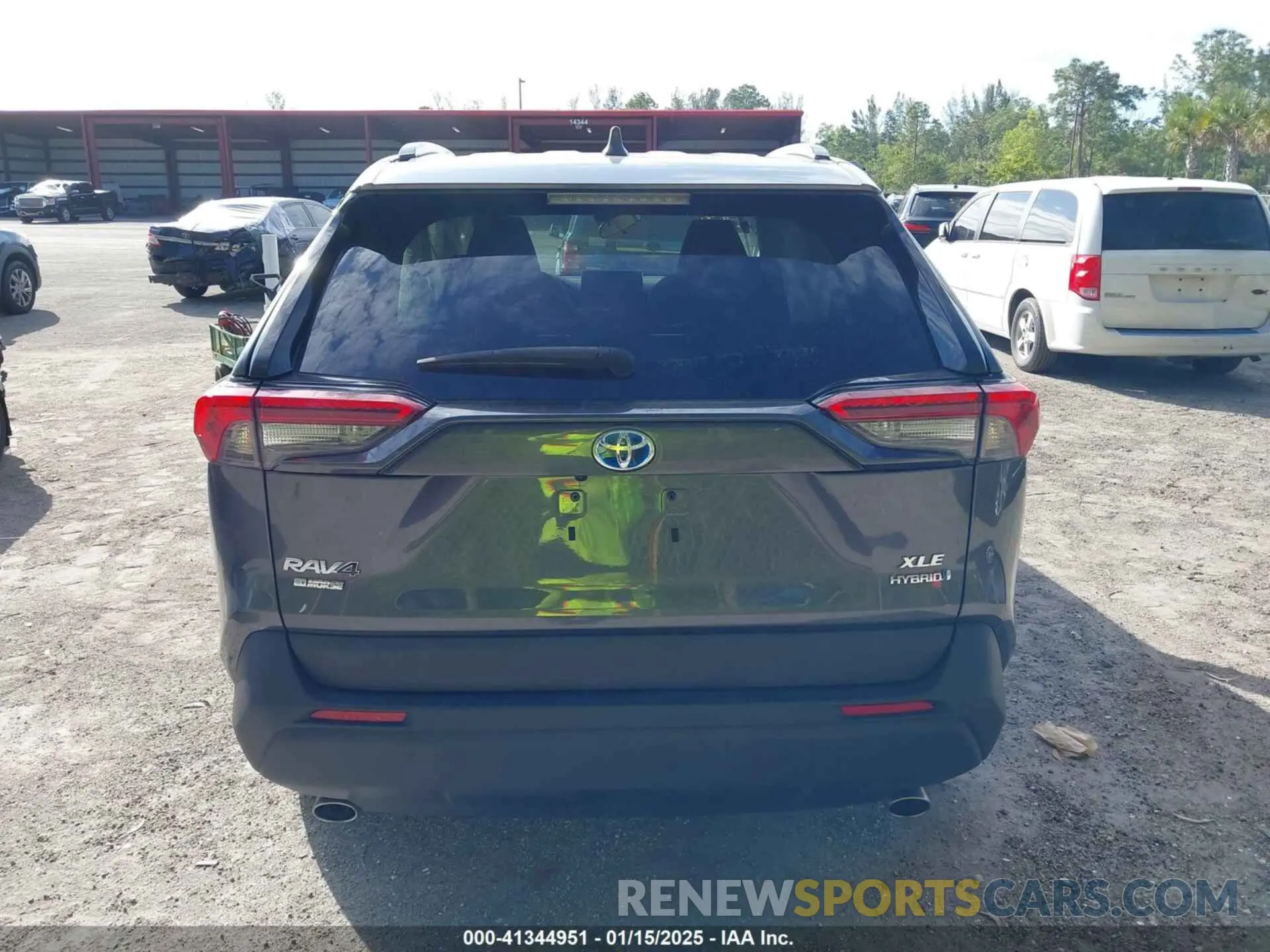 16 Photograph of a damaged car 4T3RWRFV8NU062309 TOYOTA RAV4 HYBRID 2022