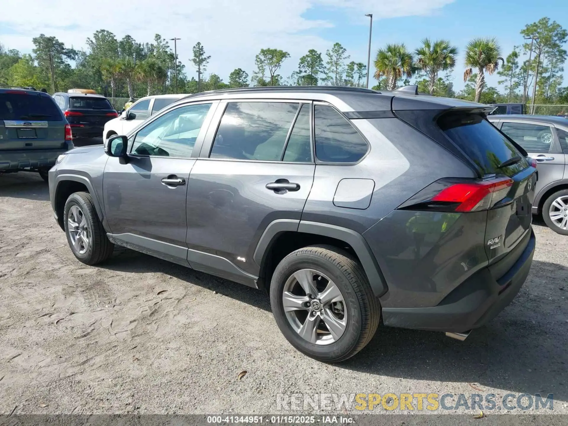 3 Photograph of a damaged car 4T3RWRFV8NU062309 TOYOTA RAV4 HYBRID 2022