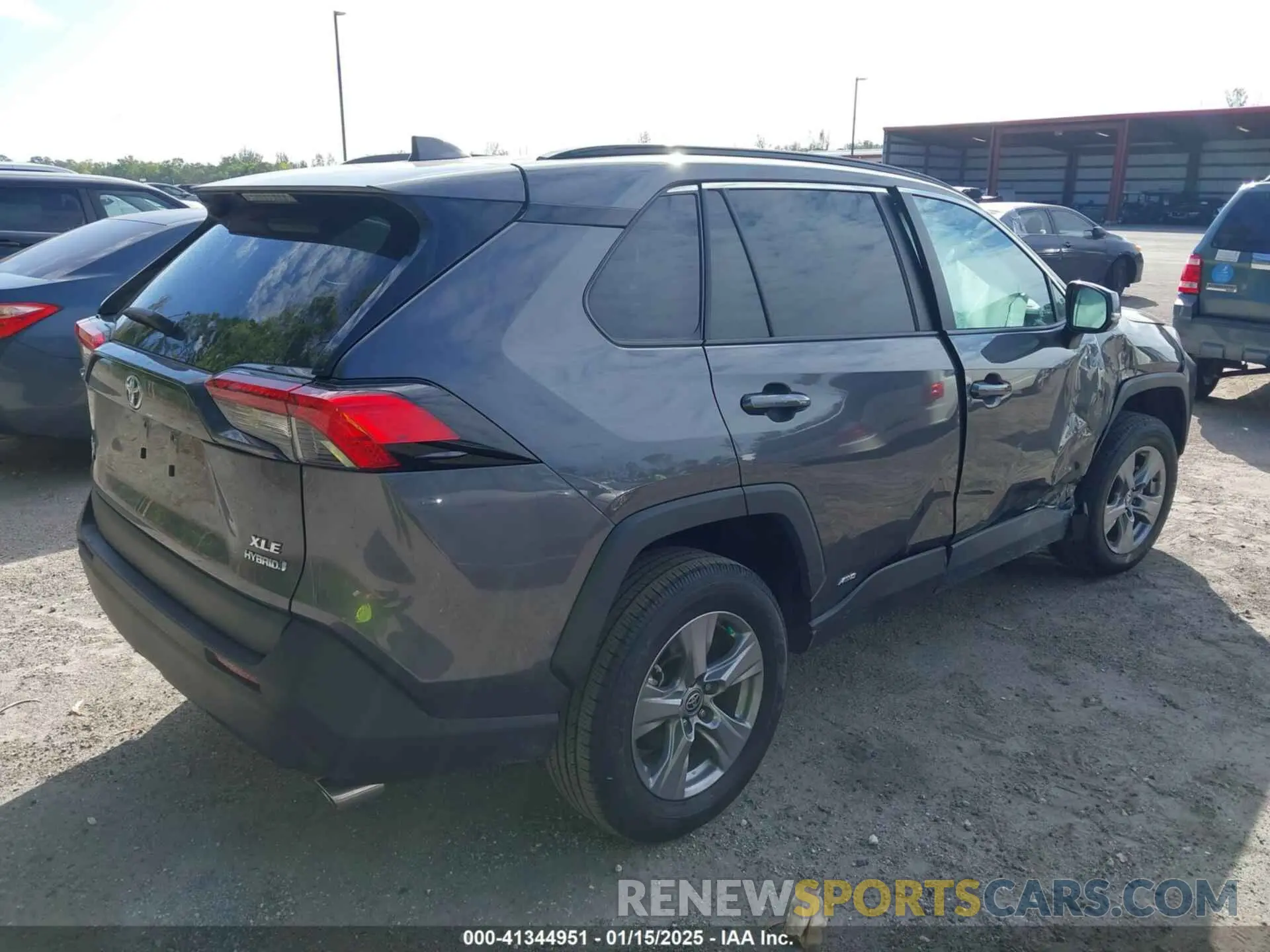 4 Photograph of a damaged car 4T3RWRFV8NU062309 TOYOTA RAV4 HYBRID 2022