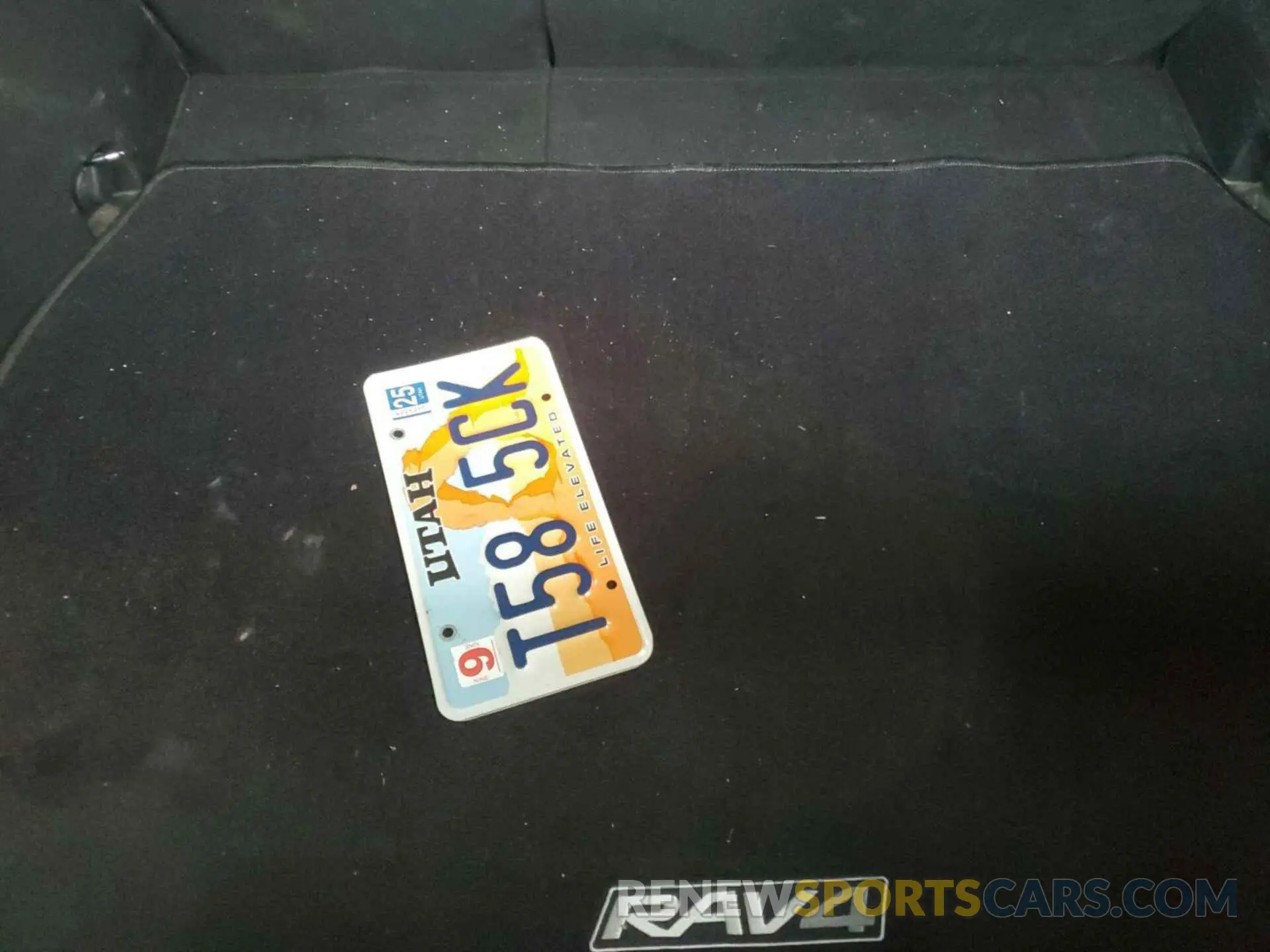 16 Photograph of a damaged car 4T3RWRFV8NU078316 TOYOTA RAV4 HYBRID 2022