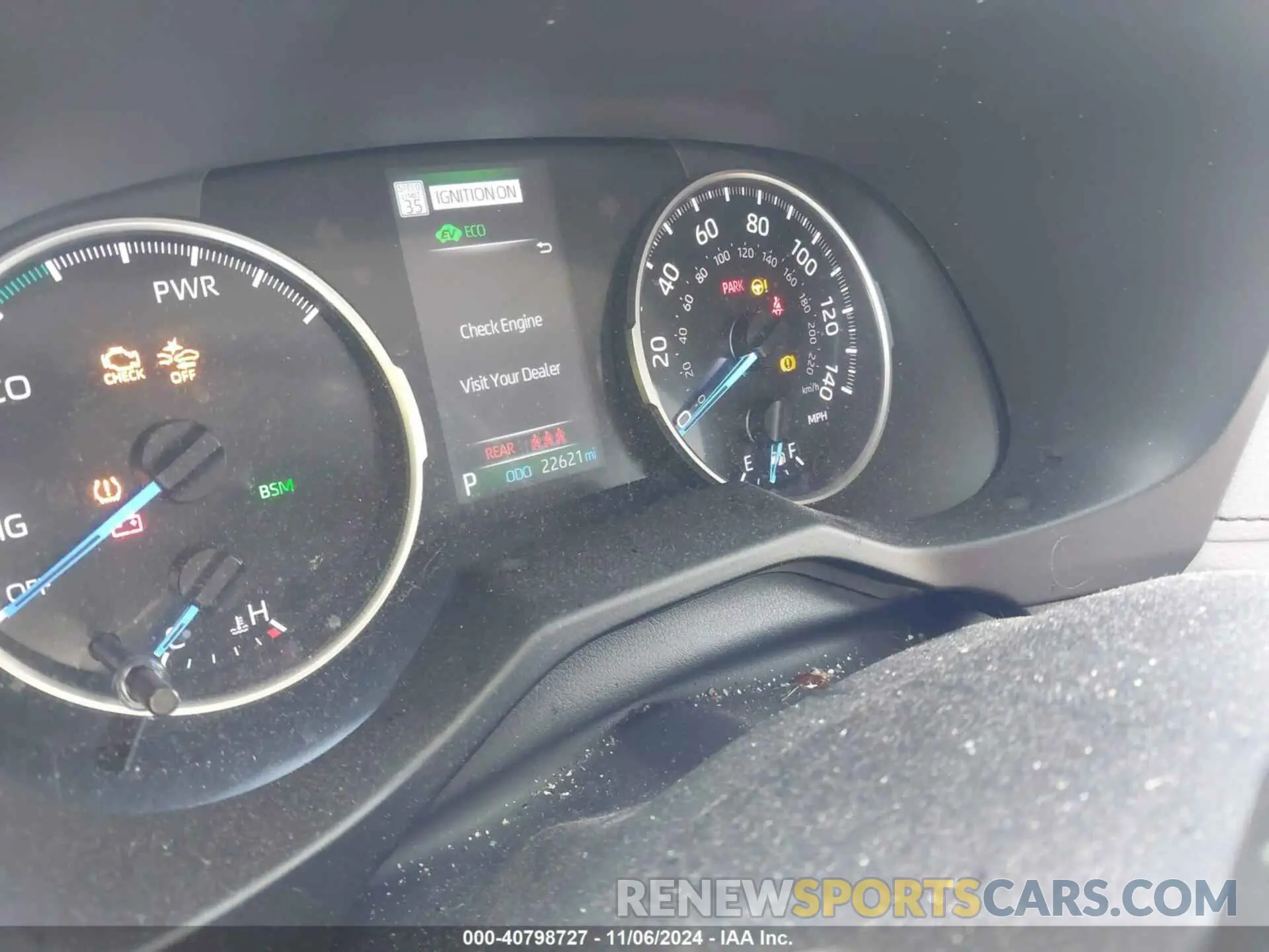 7 Photograph of a damaged car 4T3RWRFV8NU080647 TOYOTA RAV4 HYBRID 2022