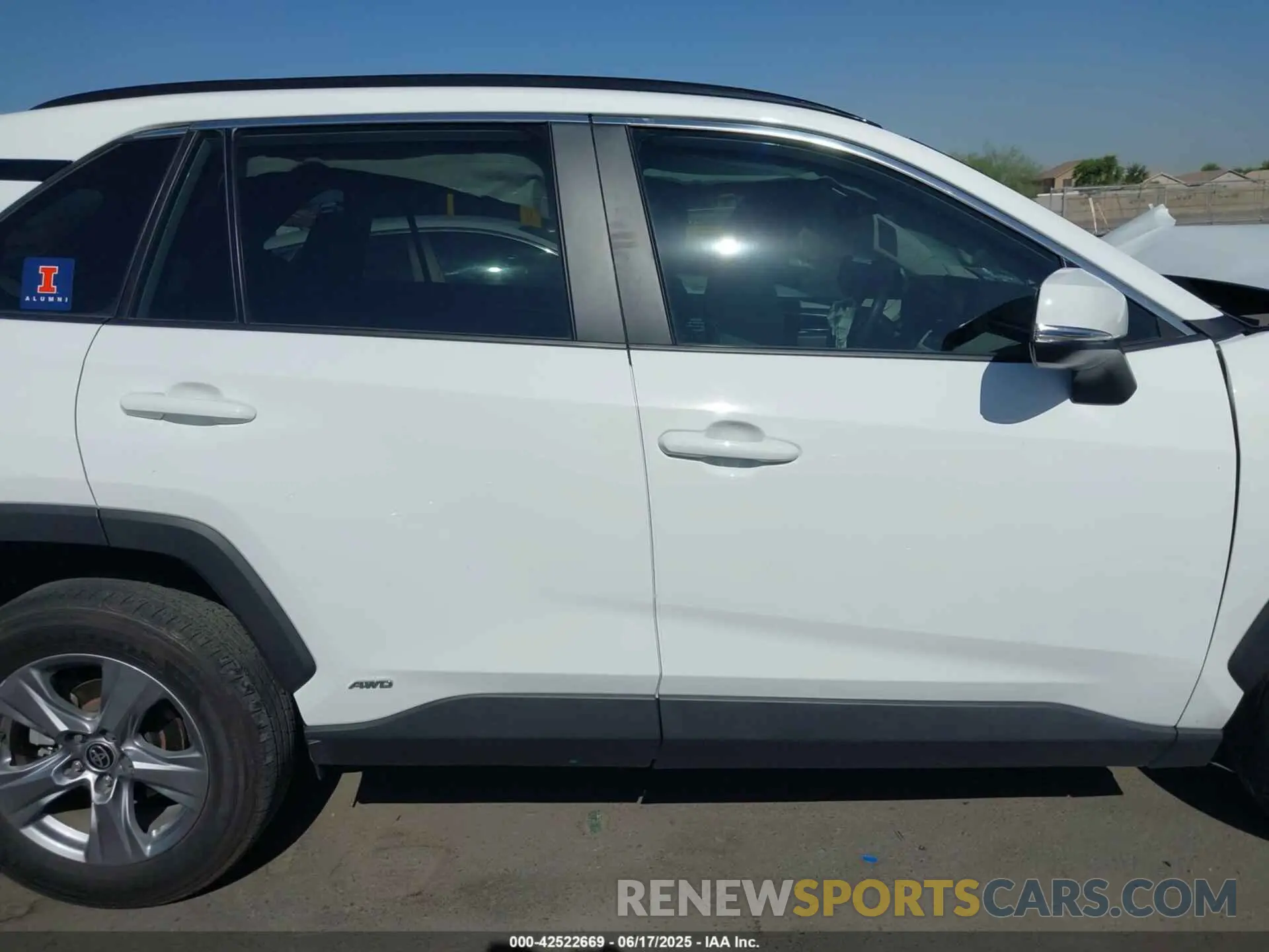 12 Photograph of a damaged car 4T3RWRFV8NU082057 TOYOTA RAV4 HYBRID 2022