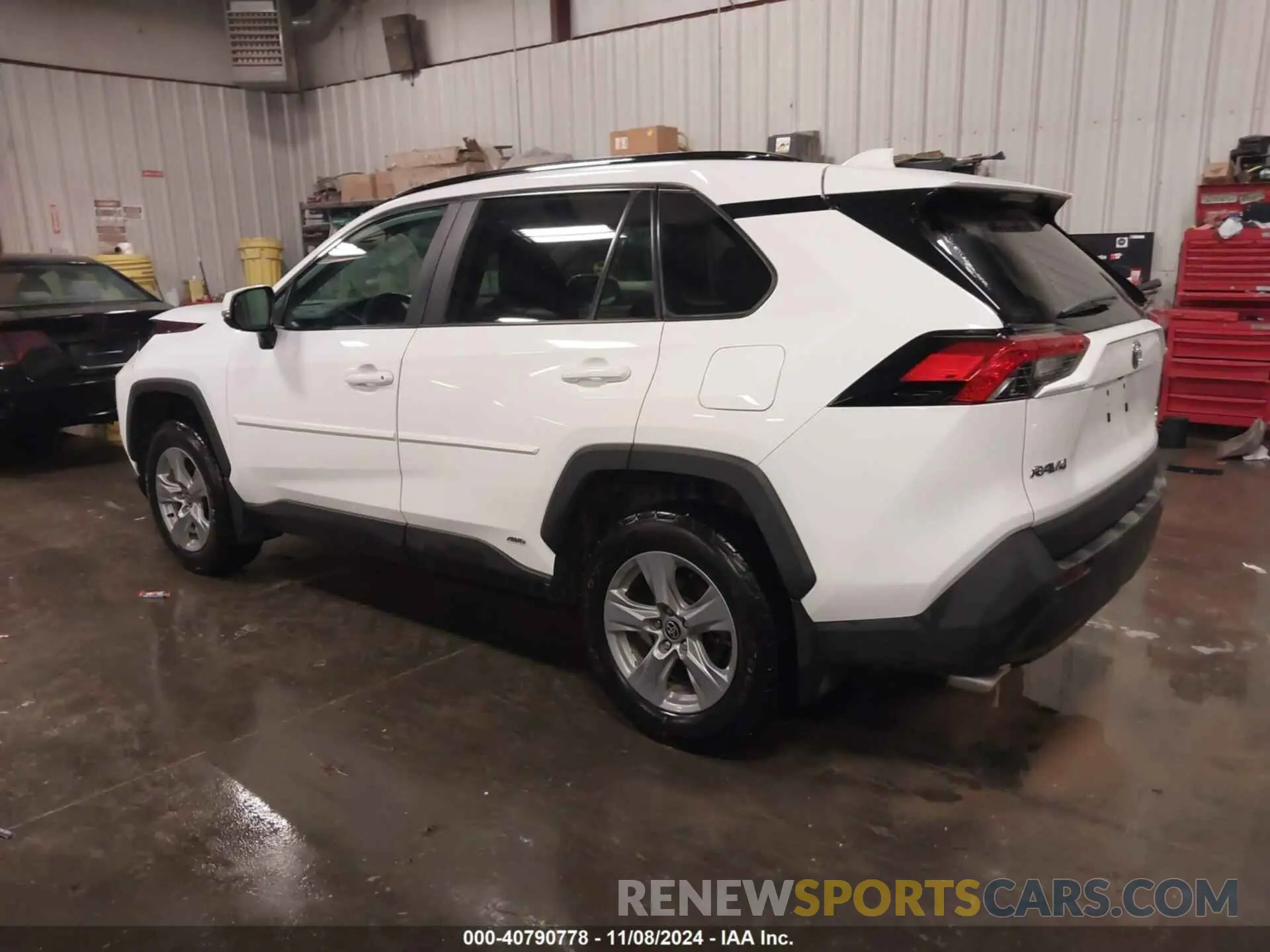 3 Photograph of a damaged car 4T3RWRFV9NU053490 TOYOTA RAV4 HYBRID 2022