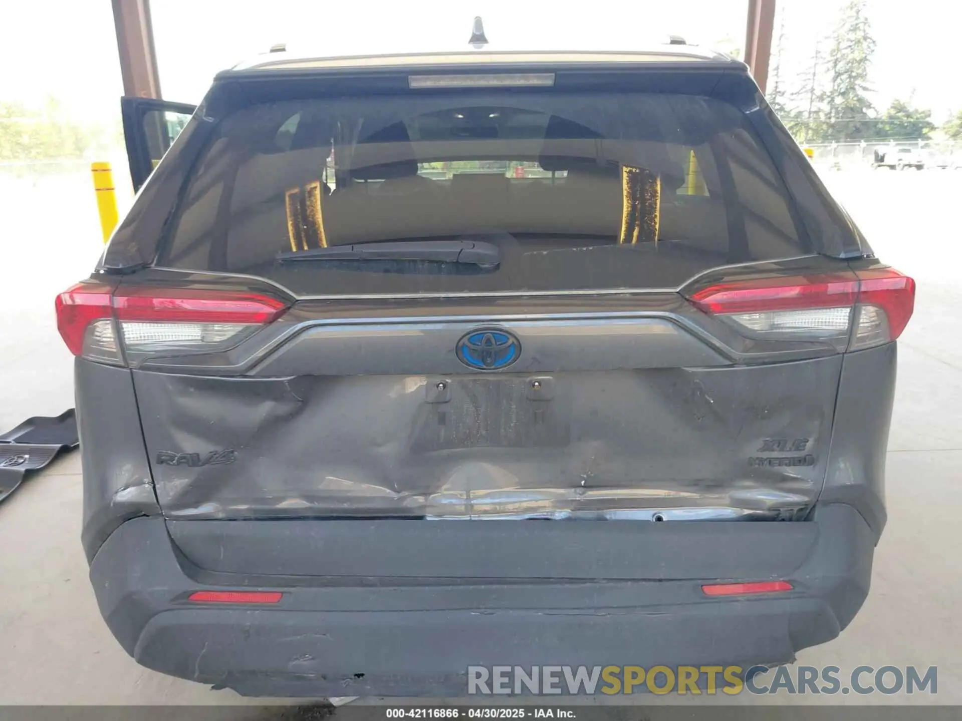 6 Photograph of a damaged car 4T3RWRFV9NU063517 TOYOTA RAV4 HYBRID 2022