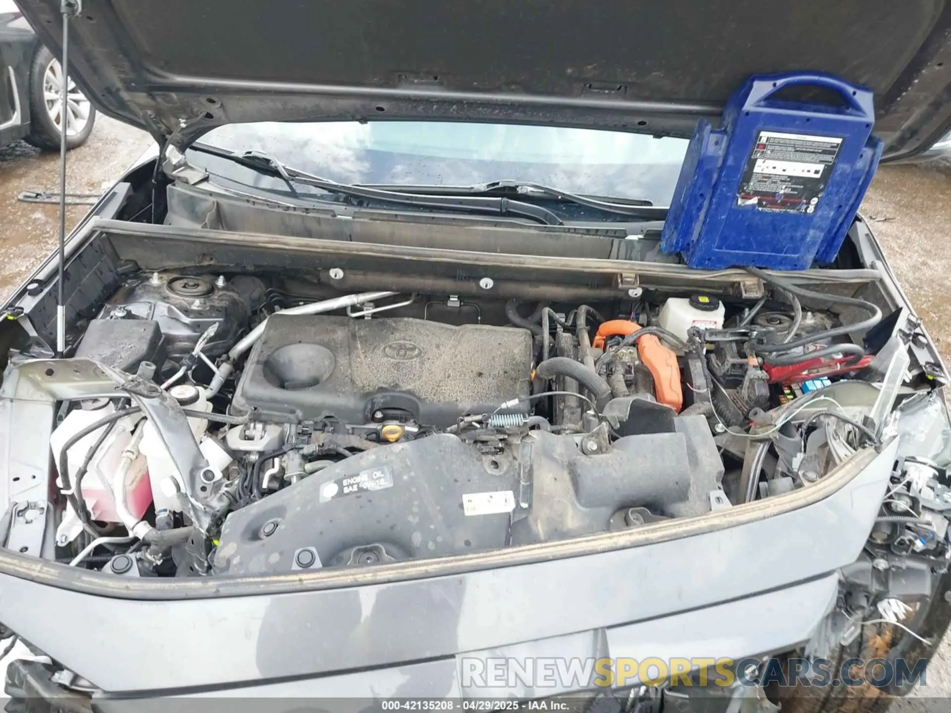 10 Photograph of a damaged car 4T3RWRFVXNU057564 TOYOTA RAV4 HYBRID 2022