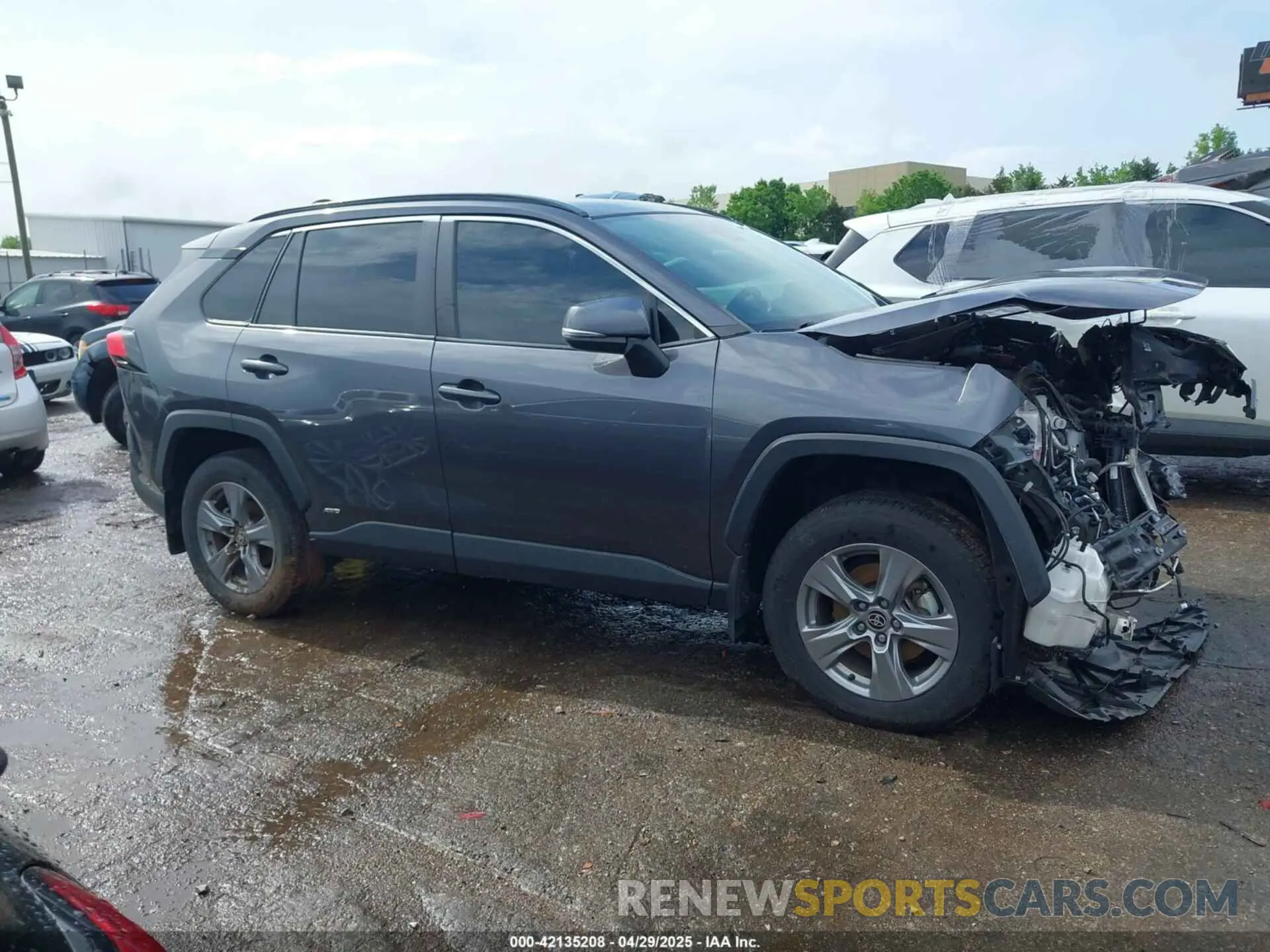 13 Photograph of a damaged car 4T3RWRFVXNU057564 TOYOTA RAV4 HYBRID 2022