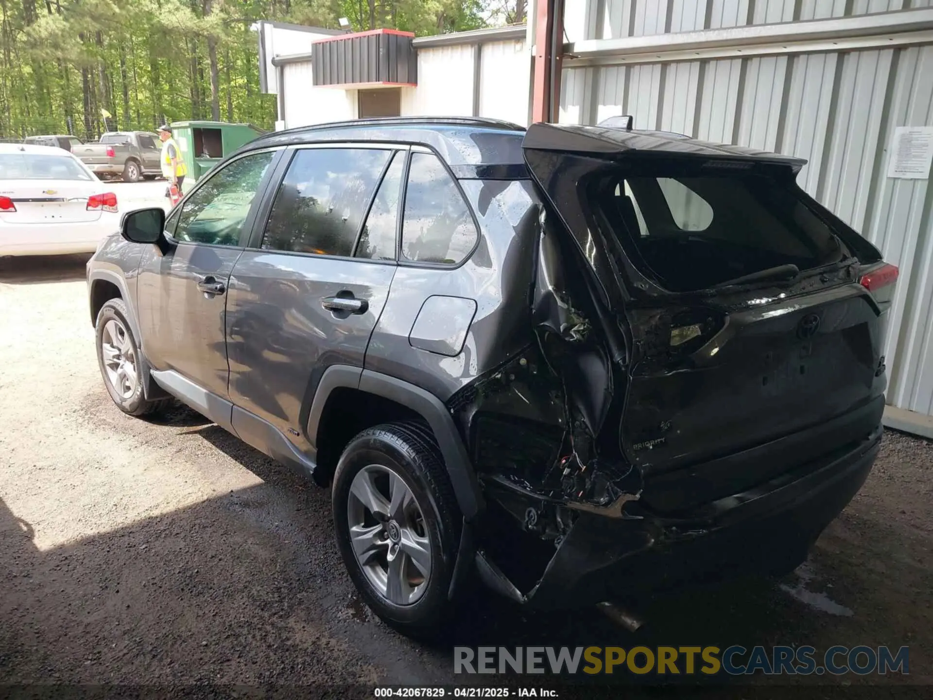 3 Photograph of a damaged car 4T3RWRFVXNU077426 TOYOTA RAV4 HYBRID 2022