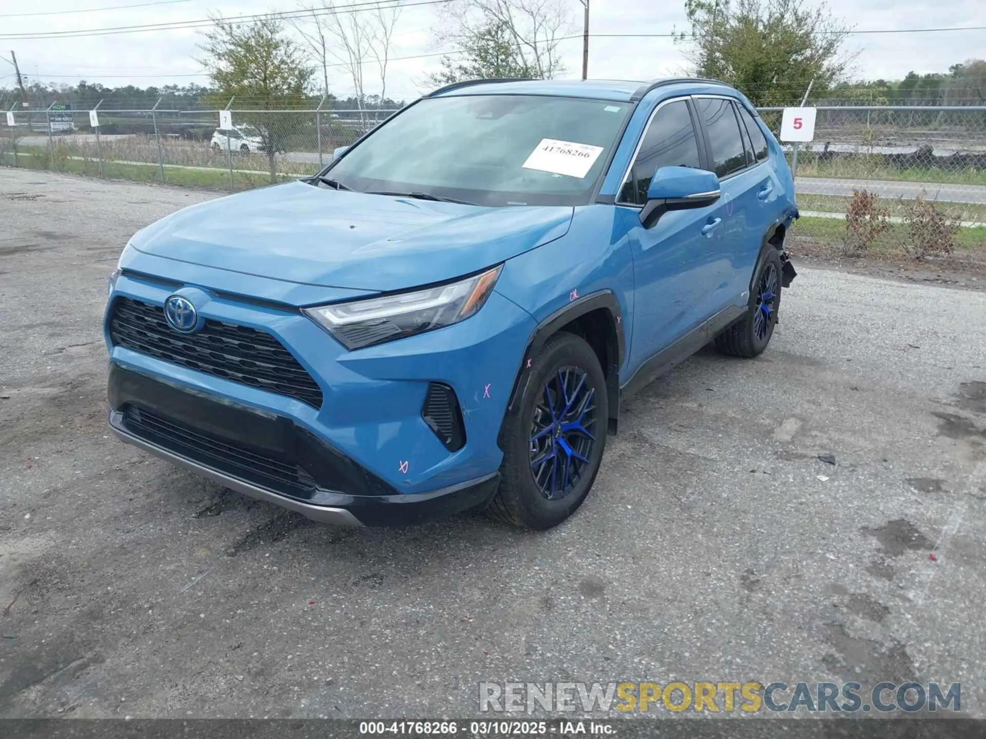 2 Photograph of a damaged car 4T3T6RFV8NU078743 TOYOTA RAV4 HYBRID 2022