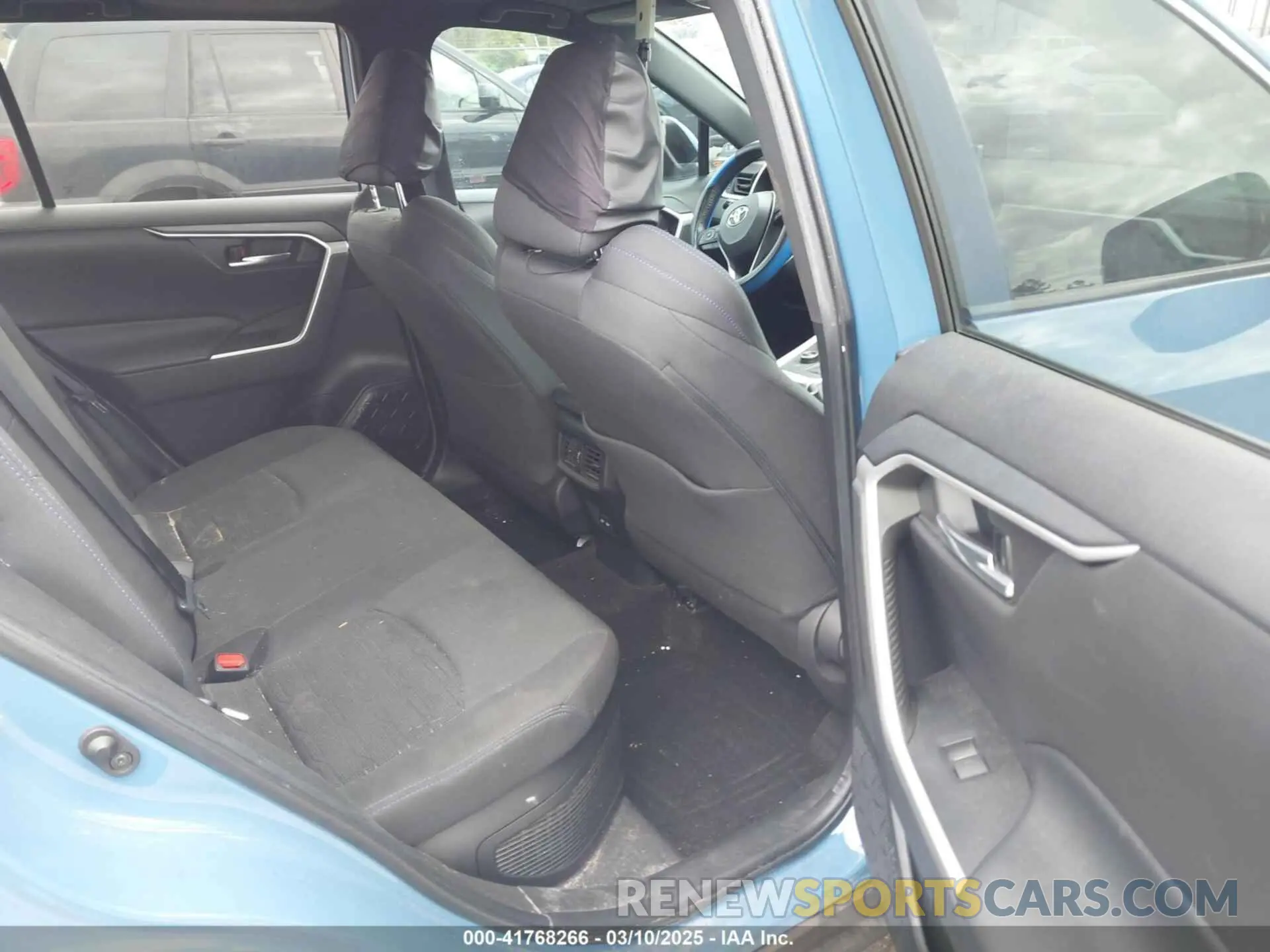 8 Photograph of a damaged car 4T3T6RFV8NU078743 TOYOTA RAV4 HYBRID 2022