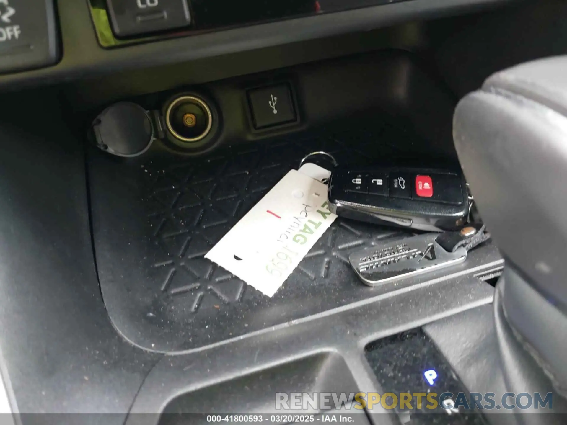 11 Photograph of a damaged car 4T3T6RFV8NU081545 TOYOTA RAV4 HYBRID 2022