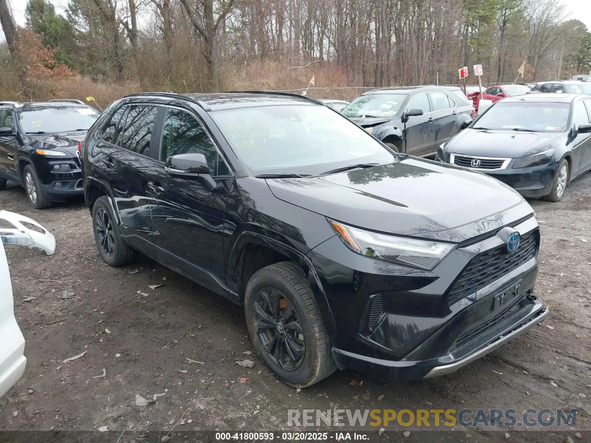13 Photograph of a damaged car 4T3T6RFV8NU081545 TOYOTA RAV4 HYBRID 2022