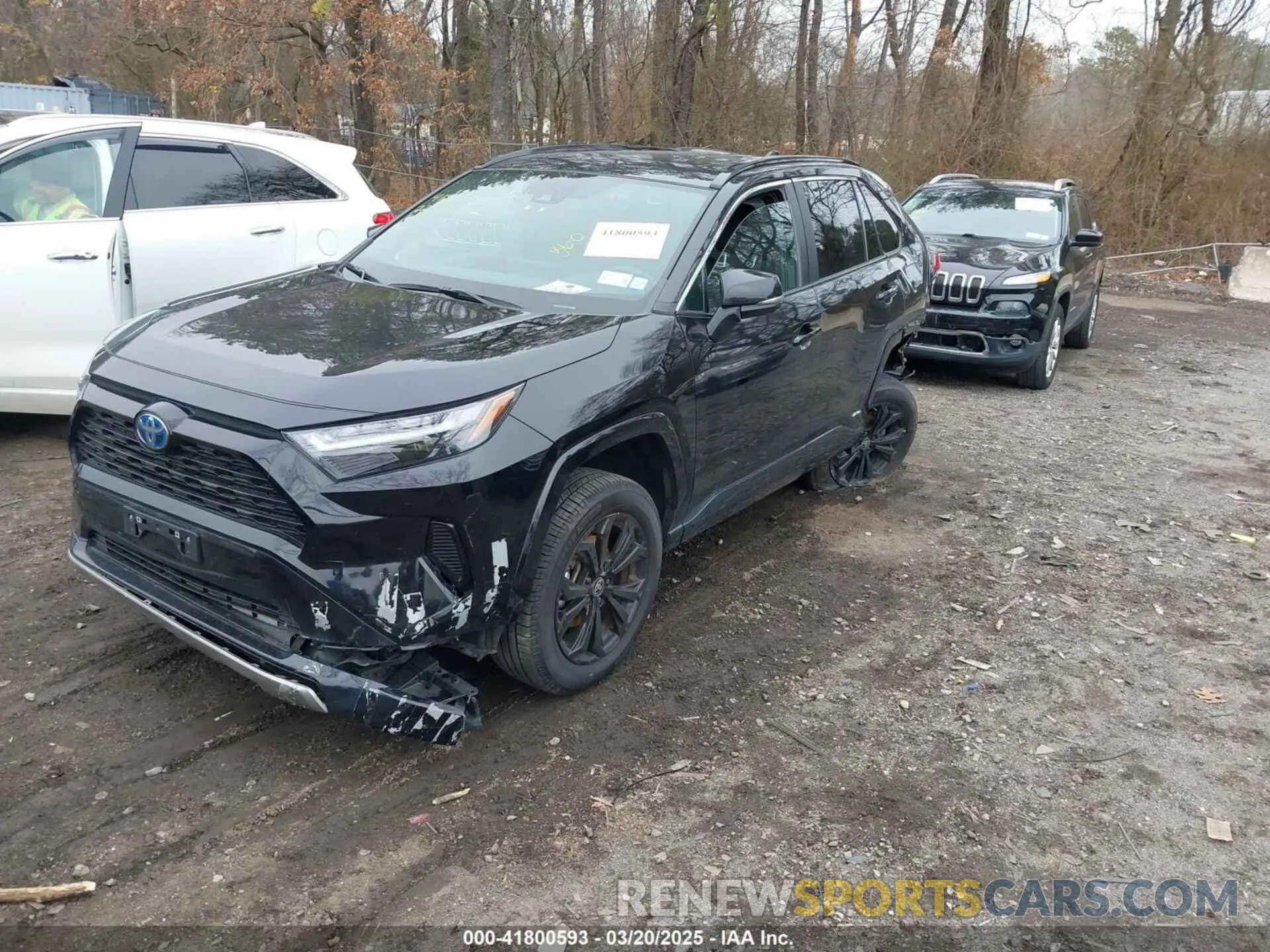 2 Photograph of a damaged car 4T3T6RFV8NU081545 TOYOTA RAV4 HYBRID 2022