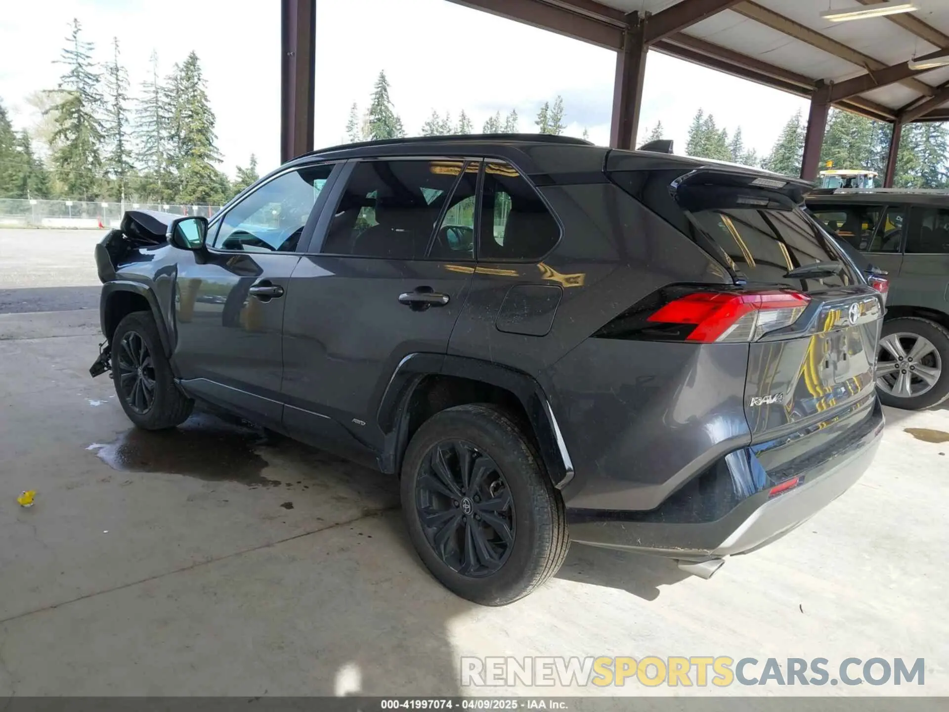 3 Photograph of a damaged car 4T3T6RFV8NU101888 TOYOTA RAV4 HYBRID 2022