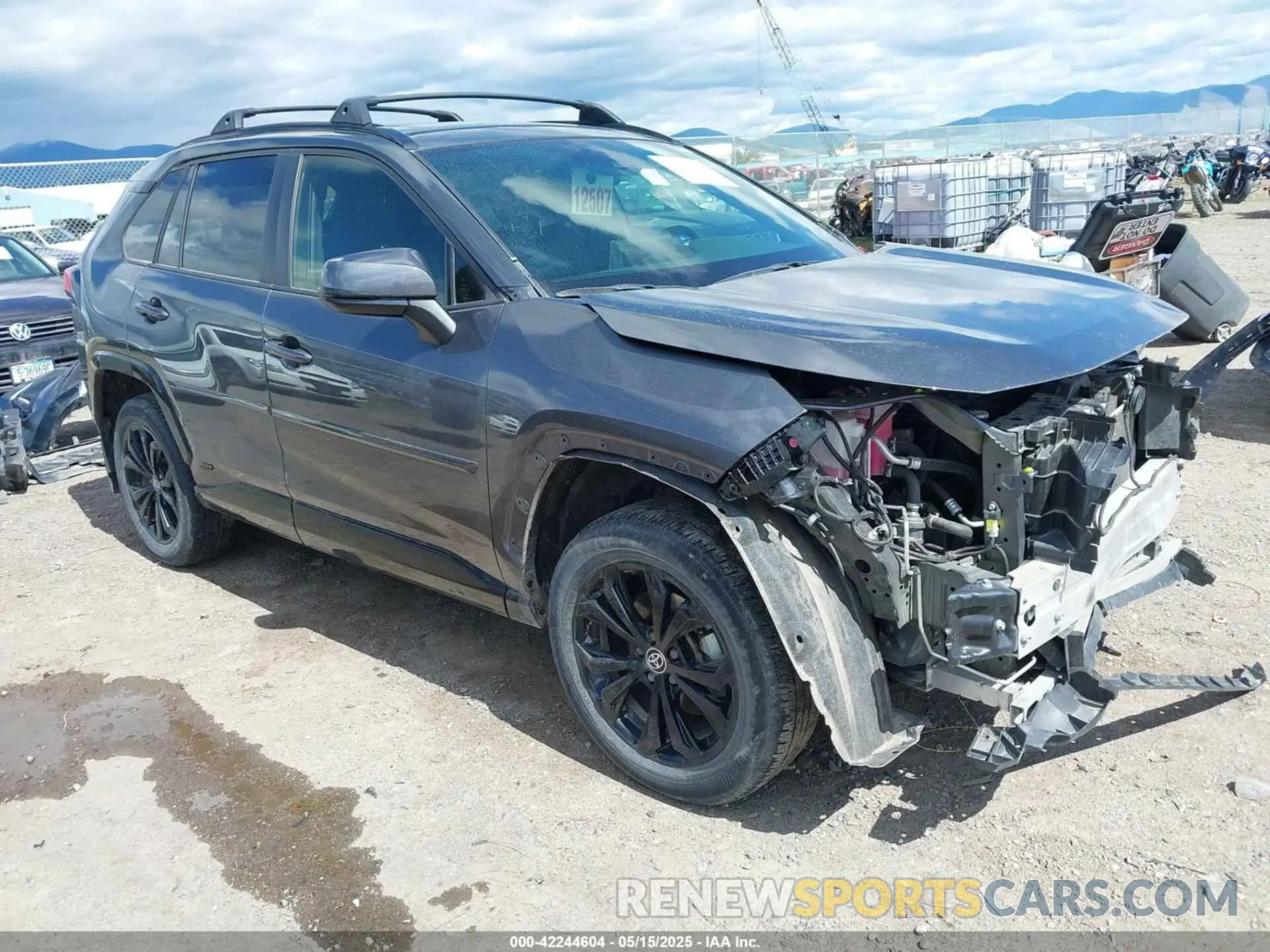 1 Photograph of a damaged car JTM16RFV0ND070012 TOYOTA RAV4 HYBRID 2022