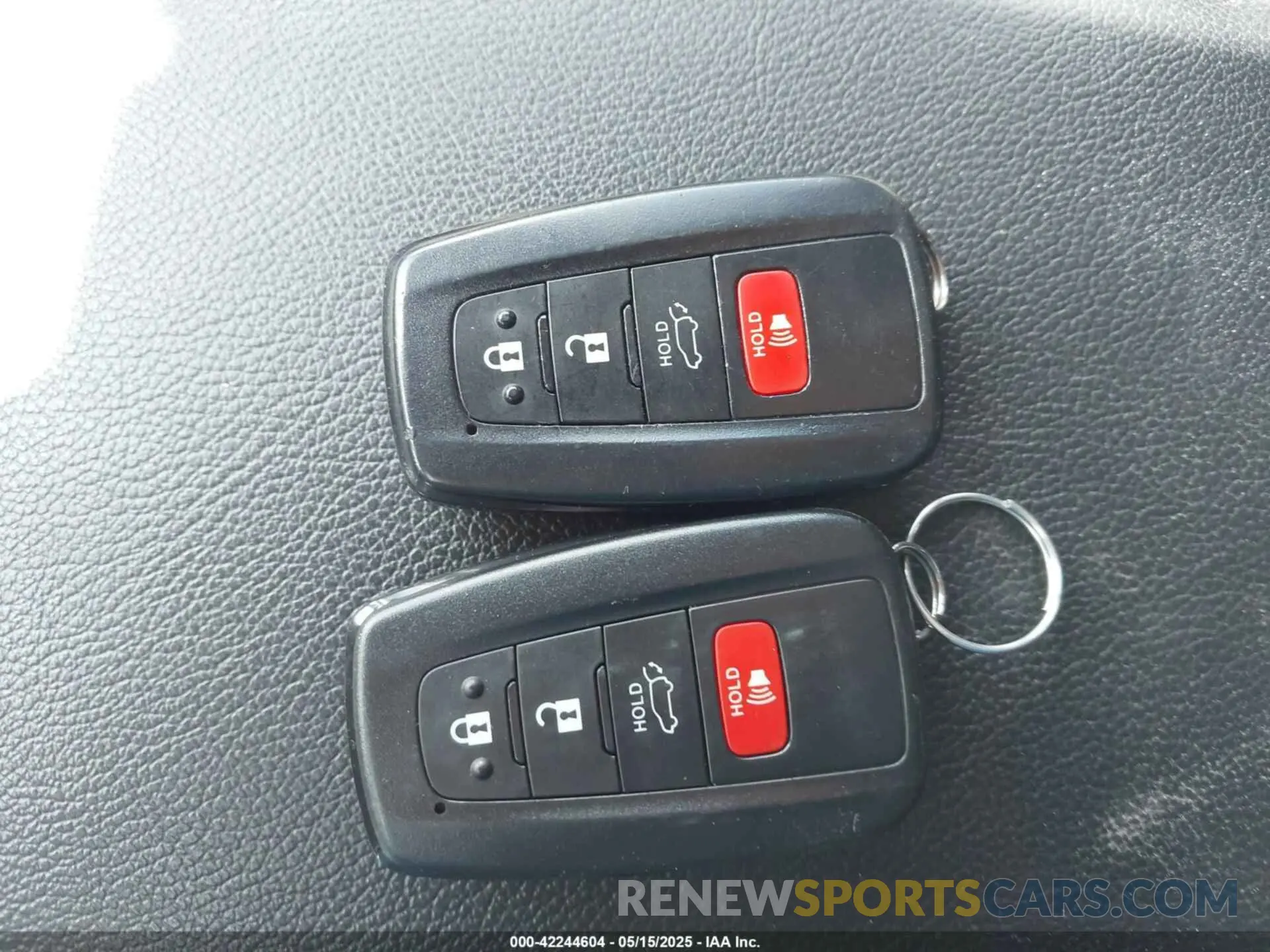 11 Photograph of a damaged car JTM16RFV0ND070012 TOYOTA RAV4 HYBRID 2022