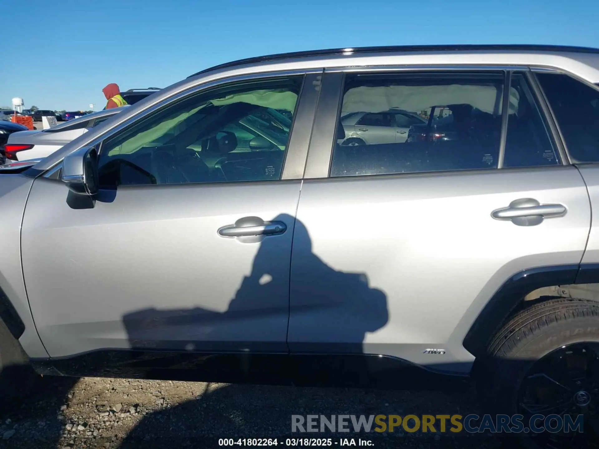 14 Photograph of a damaged car JTM16RFV7ND069018 TOYOTA RAV4 HYBRID 2022
