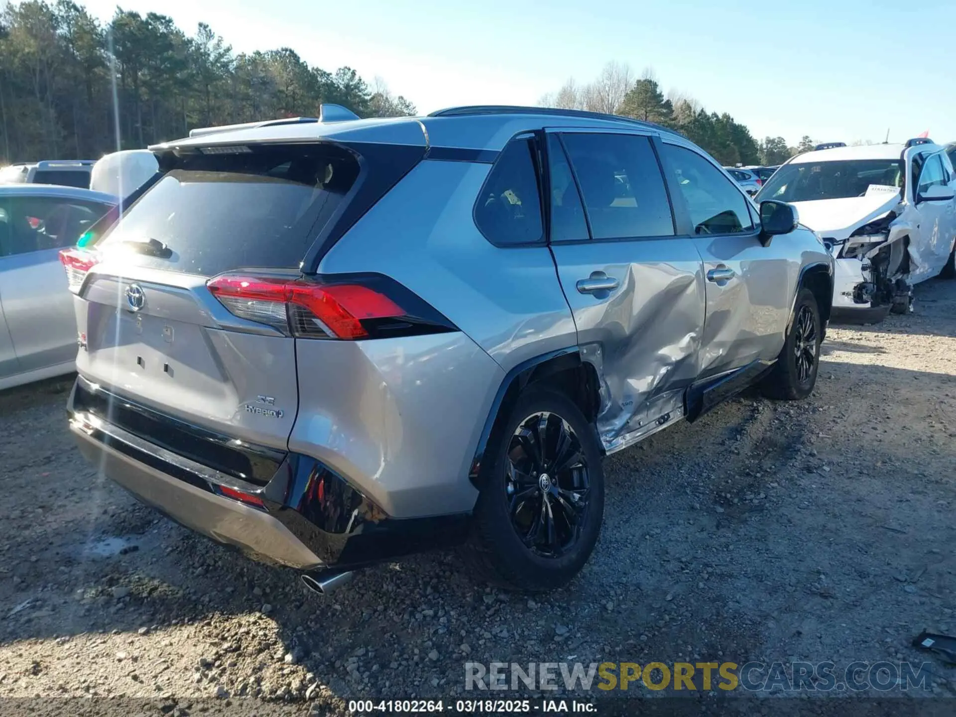 6 Photograph of a damaged car JTM16RFV7ND069018 TOYOTA RAV4 HYBRID 2022