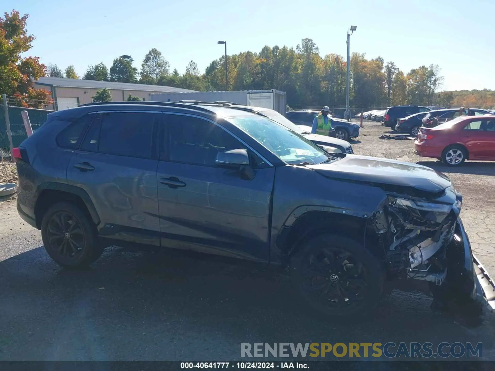 1 Photograph of a damaged car JTM16RFV7ND069228 TOYOTA RAV4 HYBRID 2022