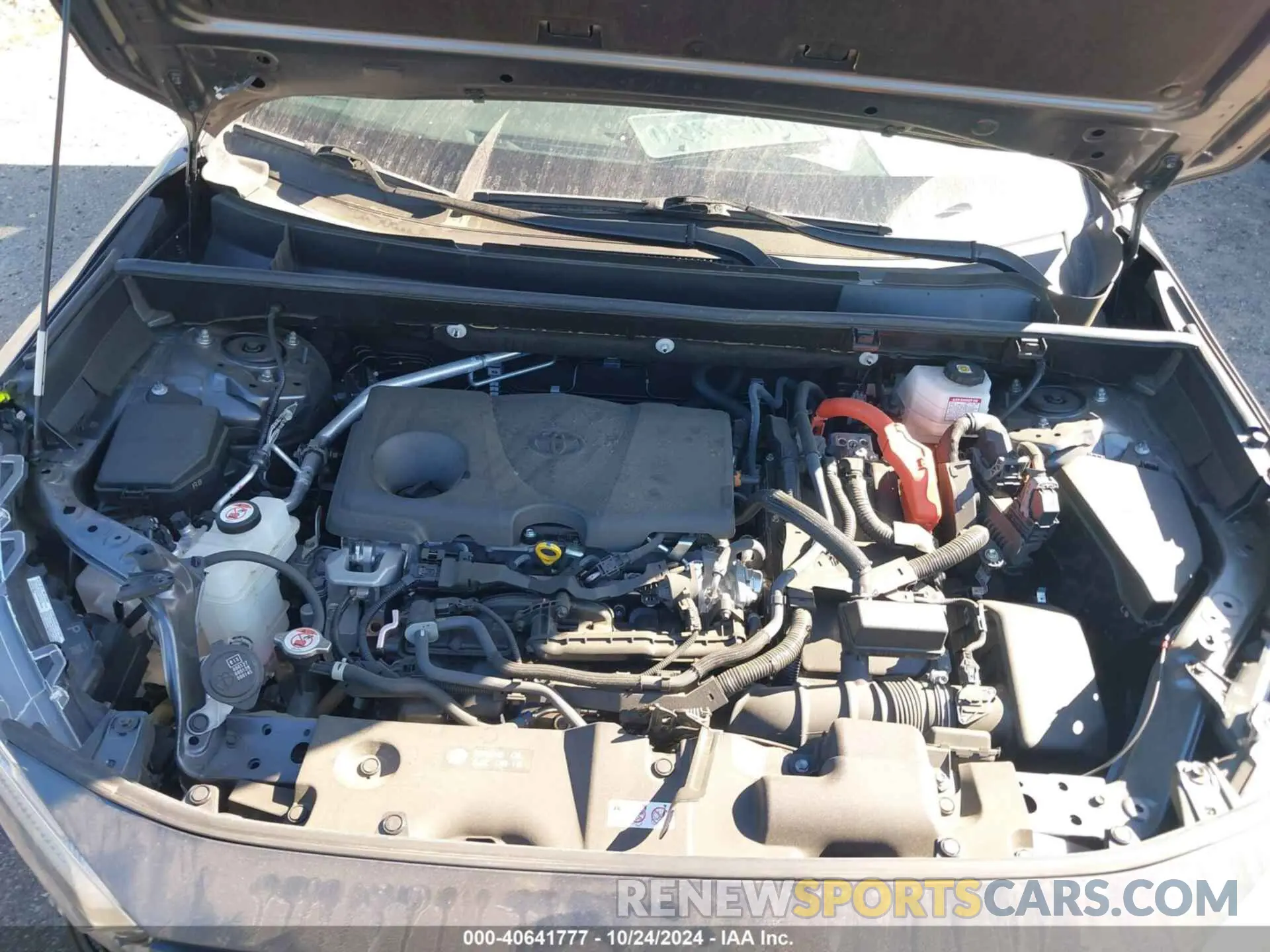 10 Photograph of a damaged car JTM16RFV7ND069228 TOYOTA RAV4 HYBRID 2022