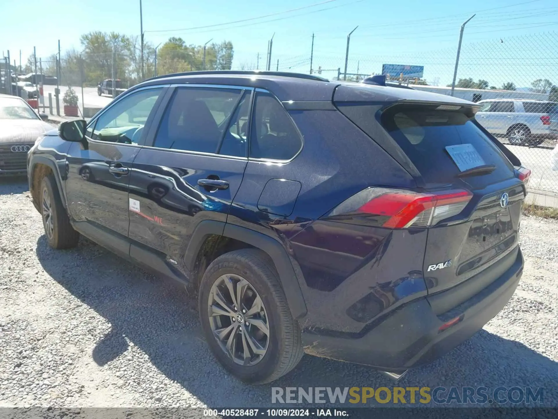 3 Photograph of a damaged car JTMB6RFV0ND068619 TOYOTA RAV4 HYBRID 2022